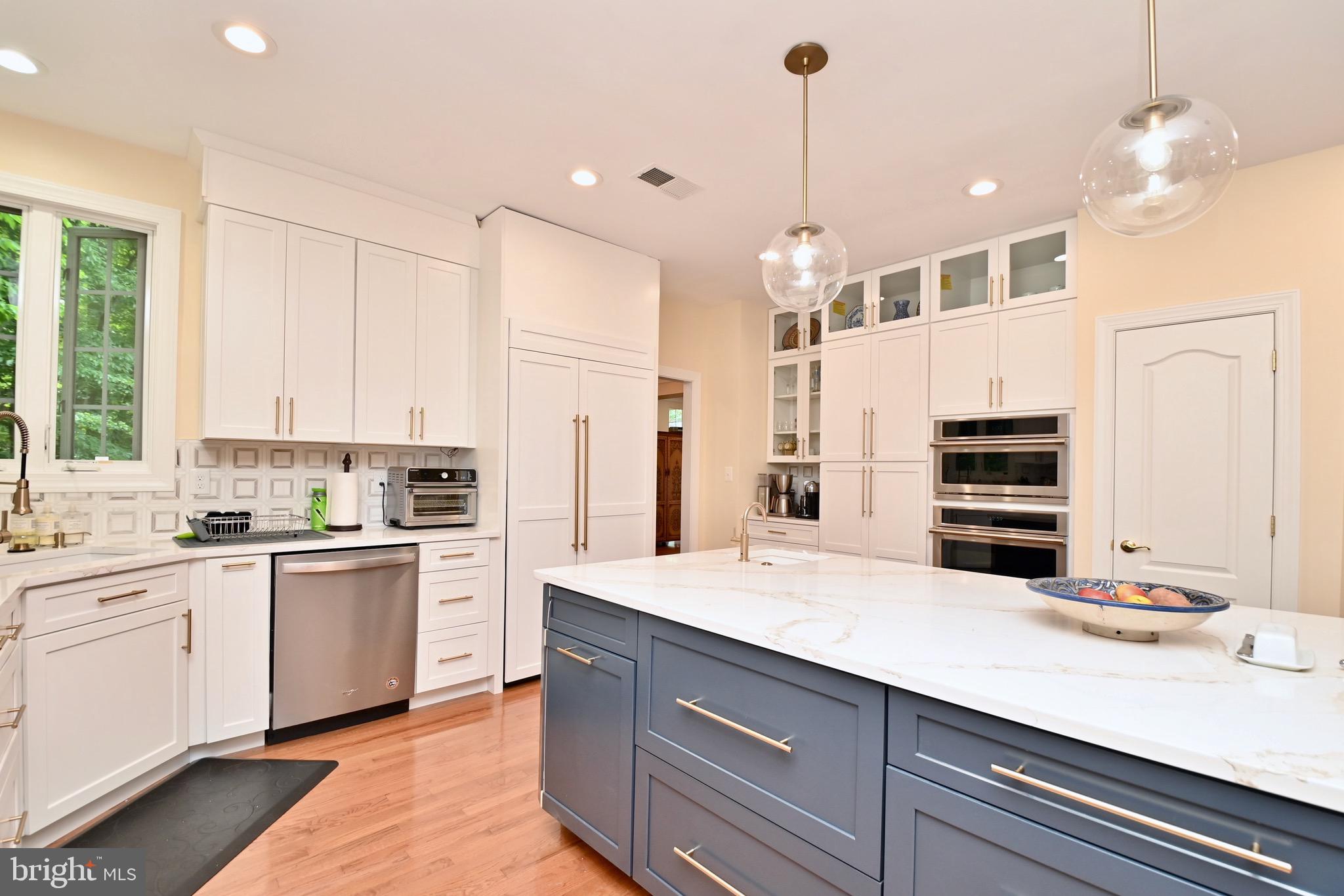 LAKE BARCROFT - Residential Lease