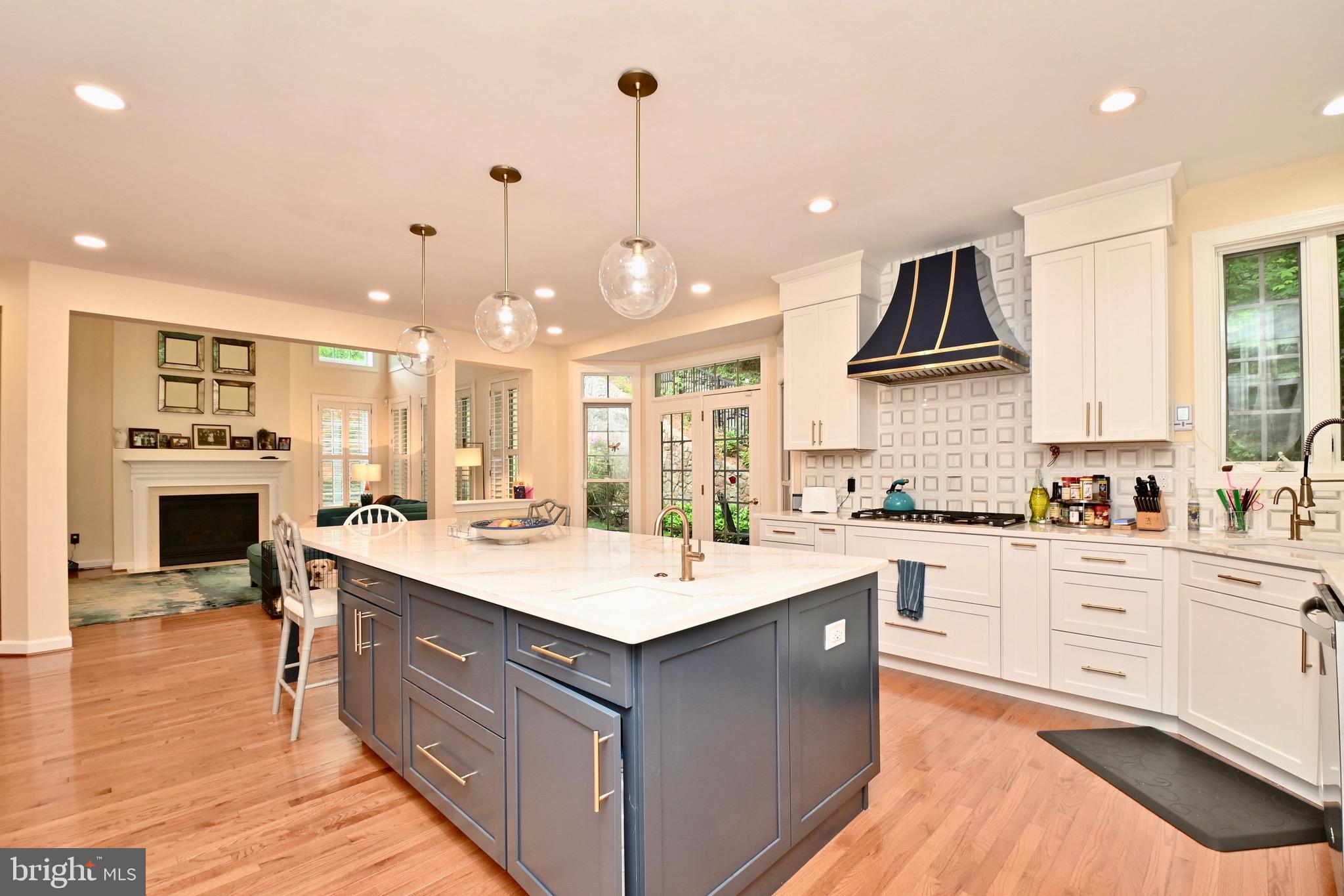 LAKE BARCROFT - Residential Lease