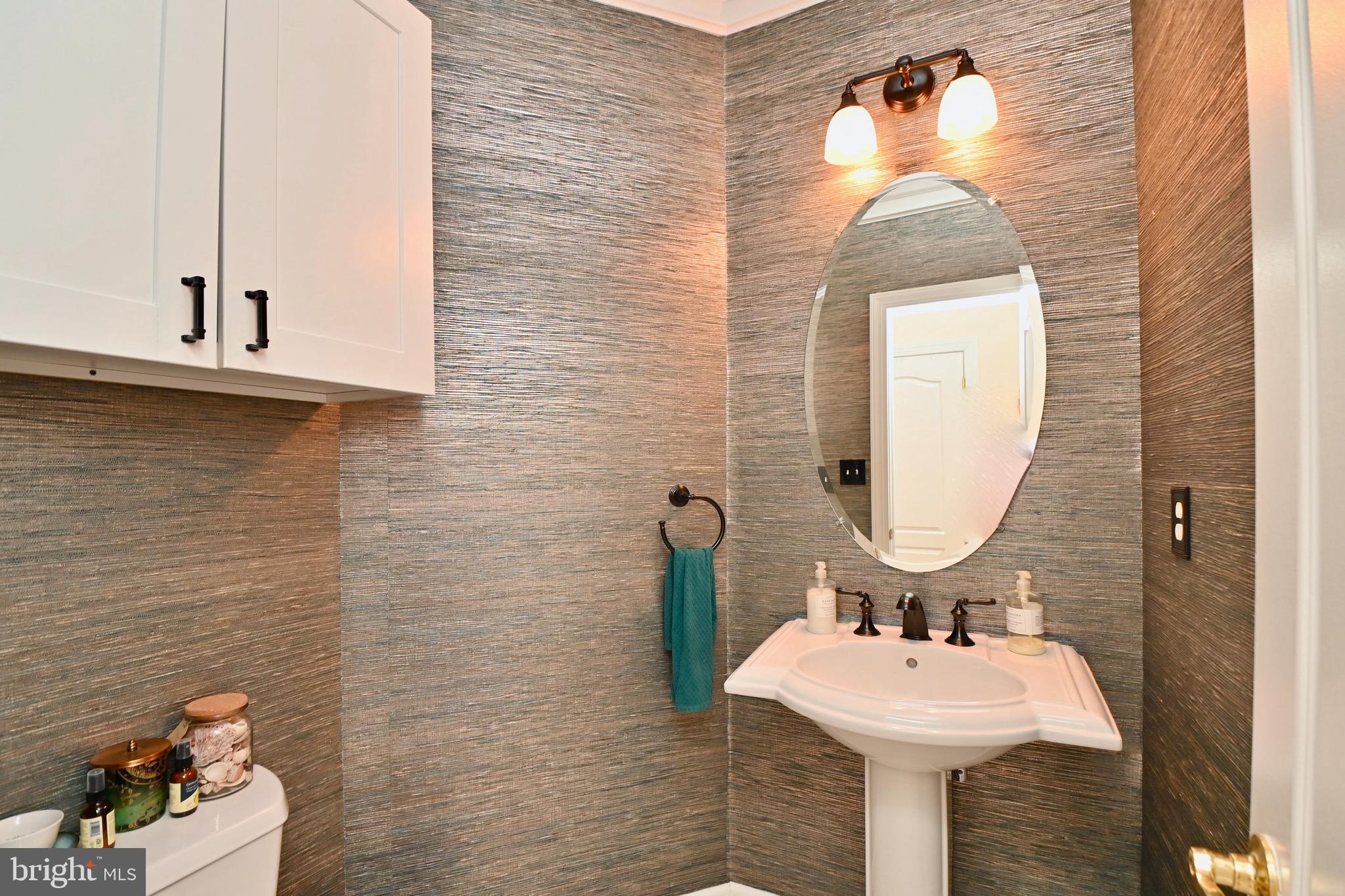 LAKE BARCROFT - Residential Lease