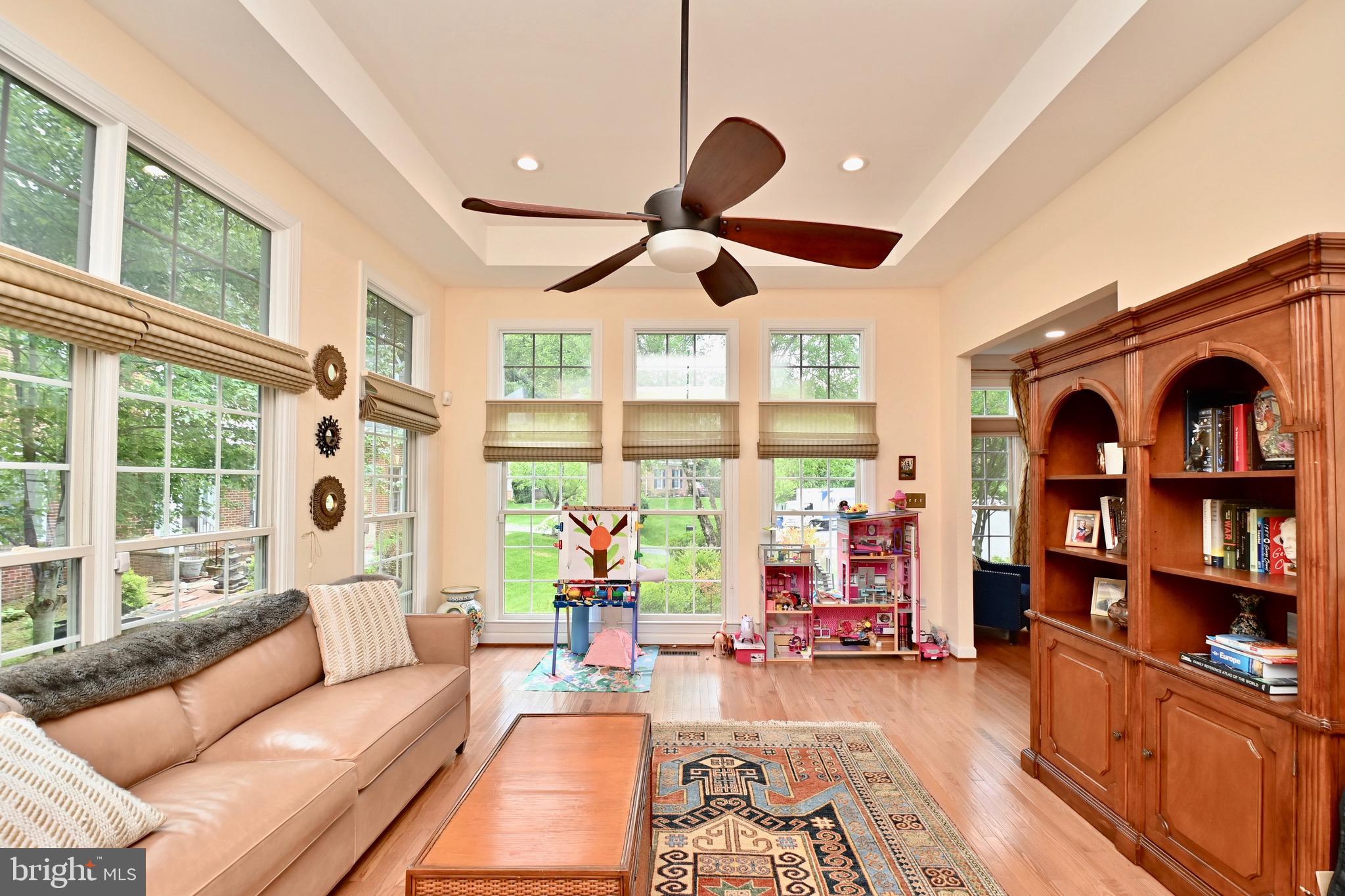 LAKE BARCROFT - Residential Lease