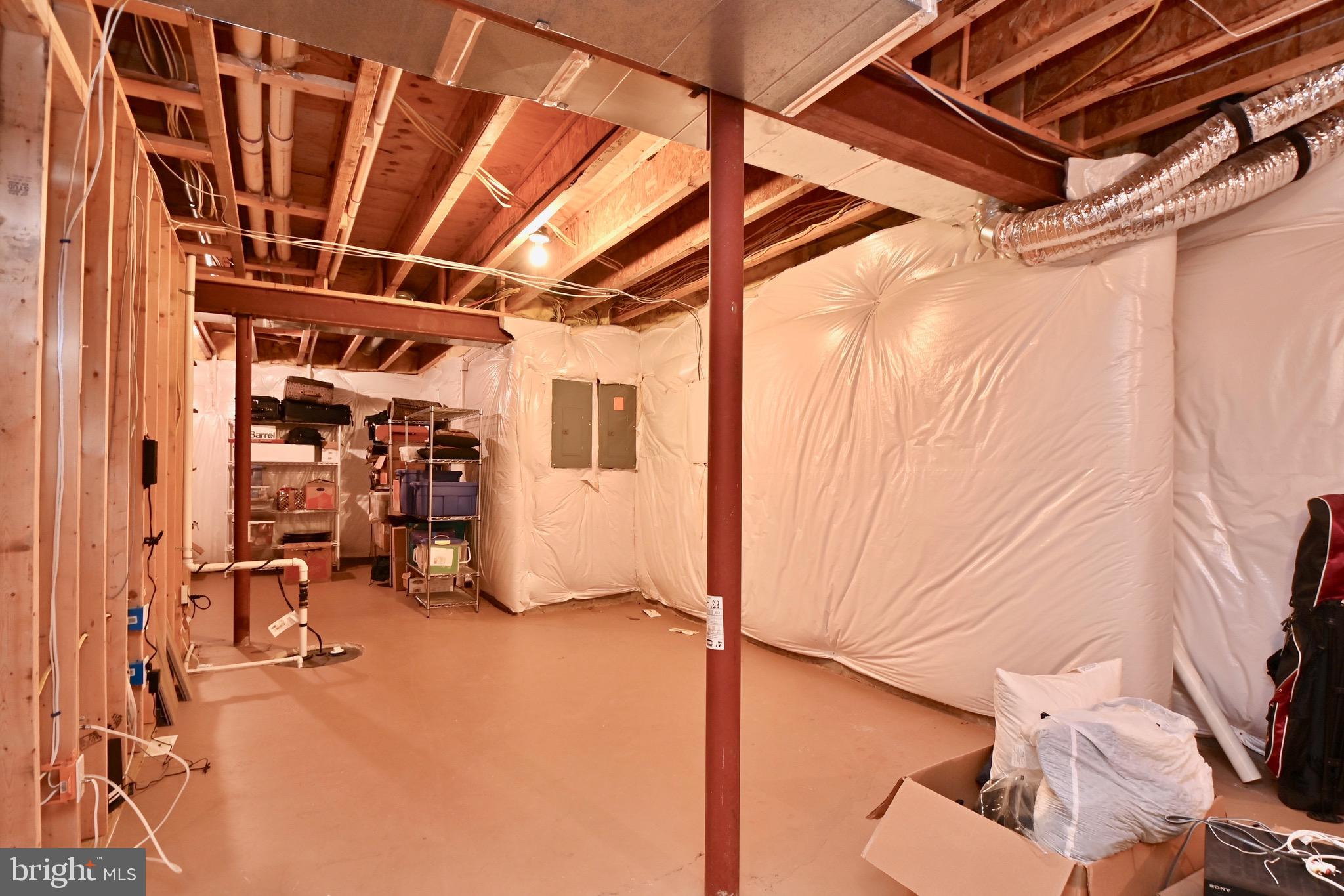 LAKE BARCROFT - Residential Lease