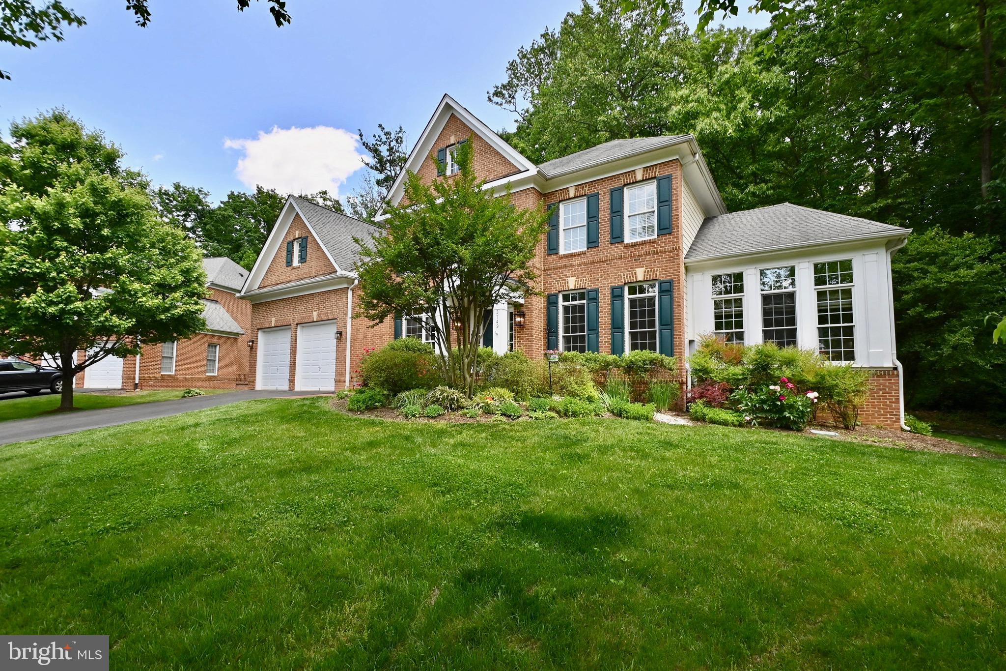 LAKE BARCROFT - Residential Lease