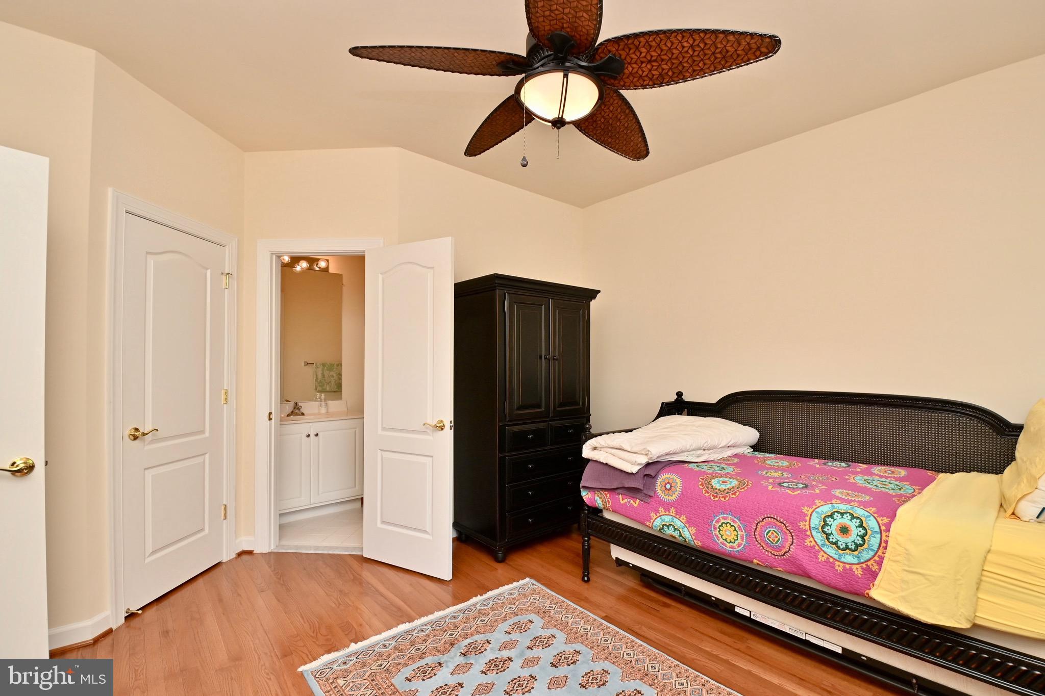 LAKE BARCROFT - Residential Lease