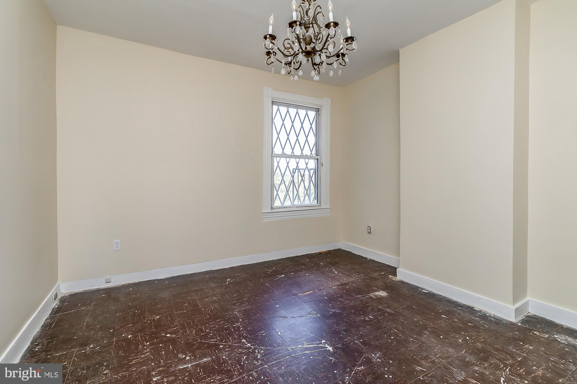 MOUNT VERNON PLACE HISTORIC DISTRICT - Residential Income