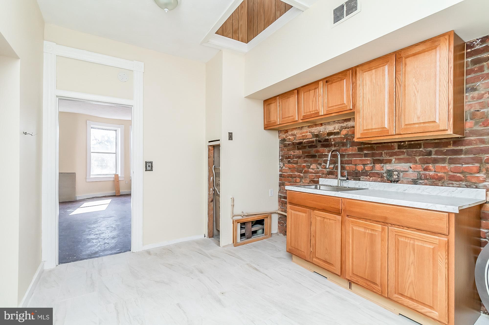 MOUNT VERNON PLACE HISTORIC DISTRICT - Residential Income