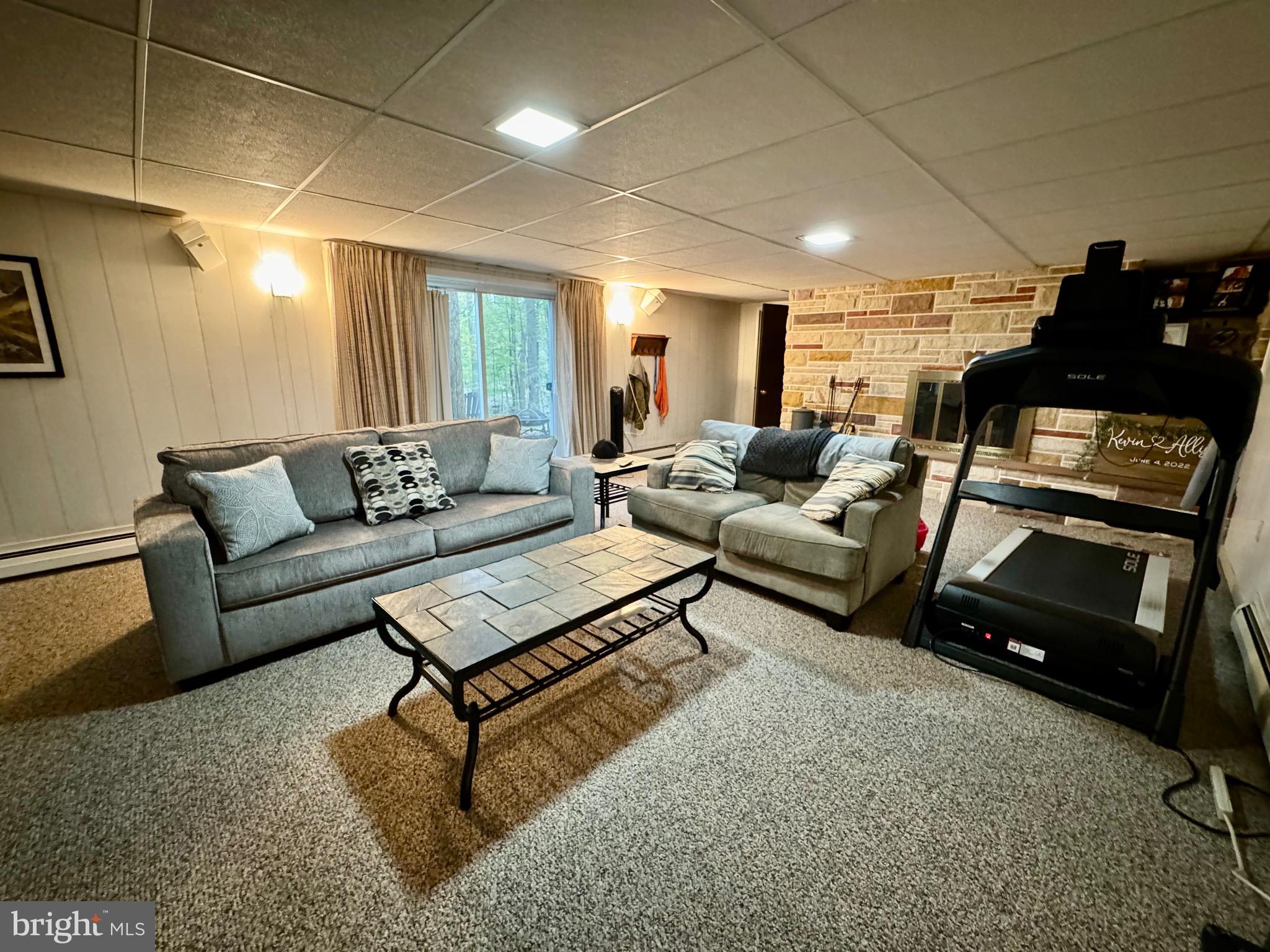 BRIARWOOD - Residential