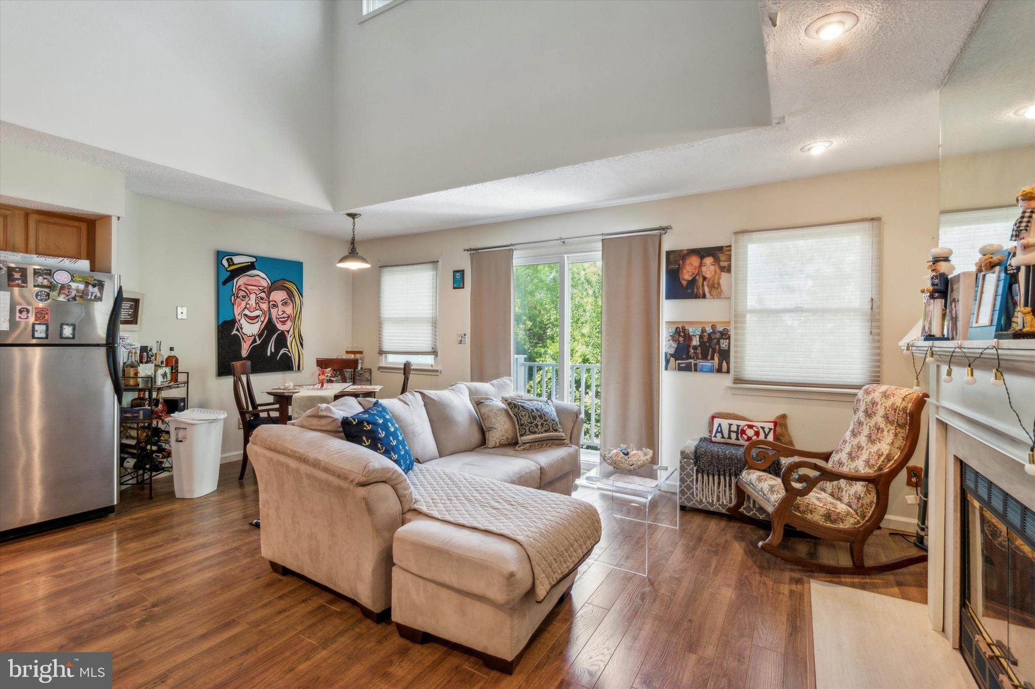 340 E LACEY ROAD