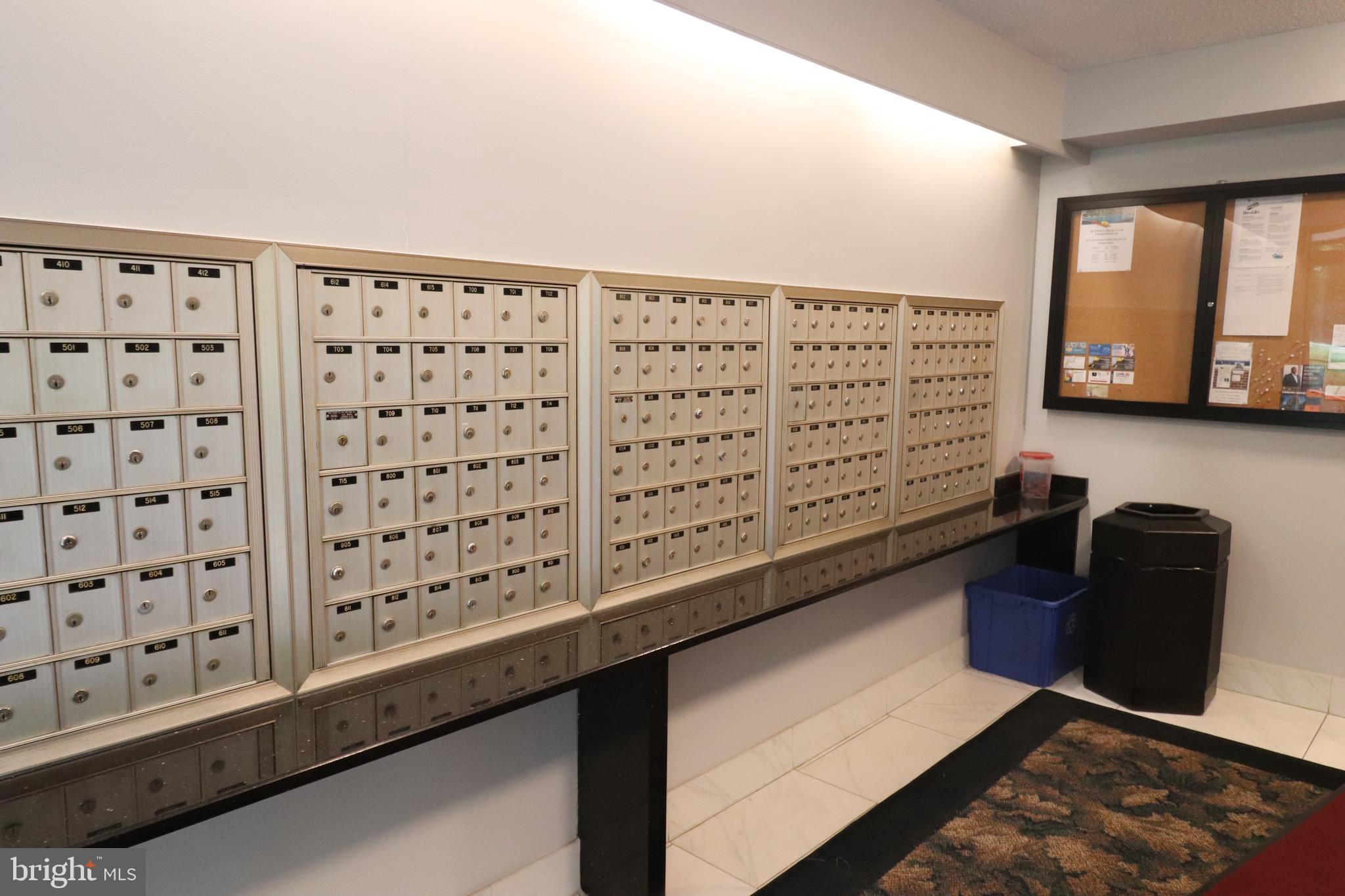 HUNTING CREEK CLUB CONDOMINIUMS - Residential Lease