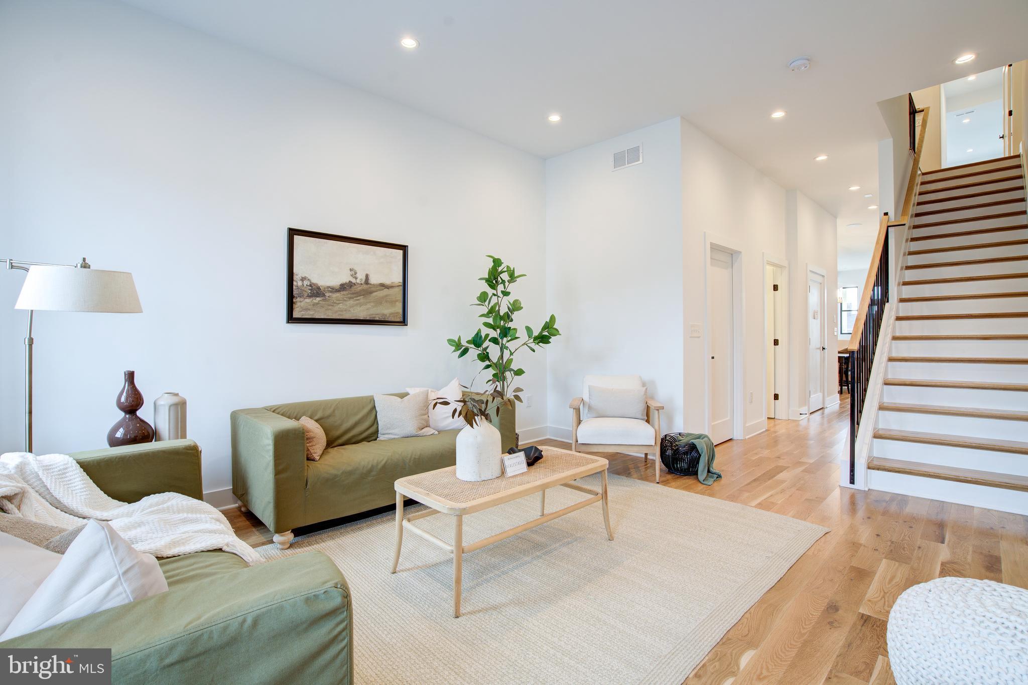 CANTON - Residential