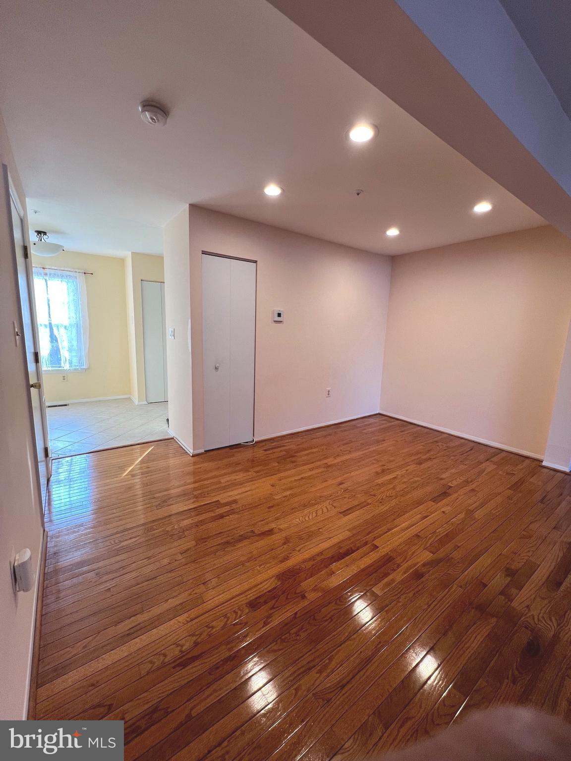 BLUNT COMMONS - Residential