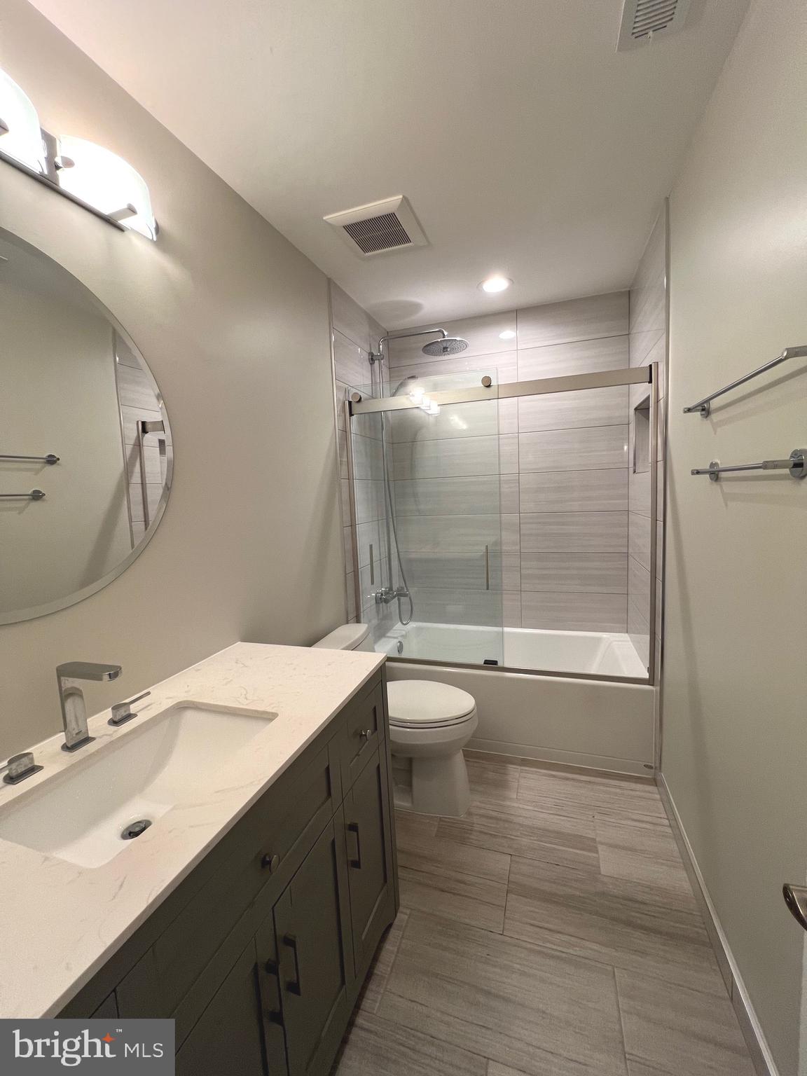 BLUNT COMMONS - Residential