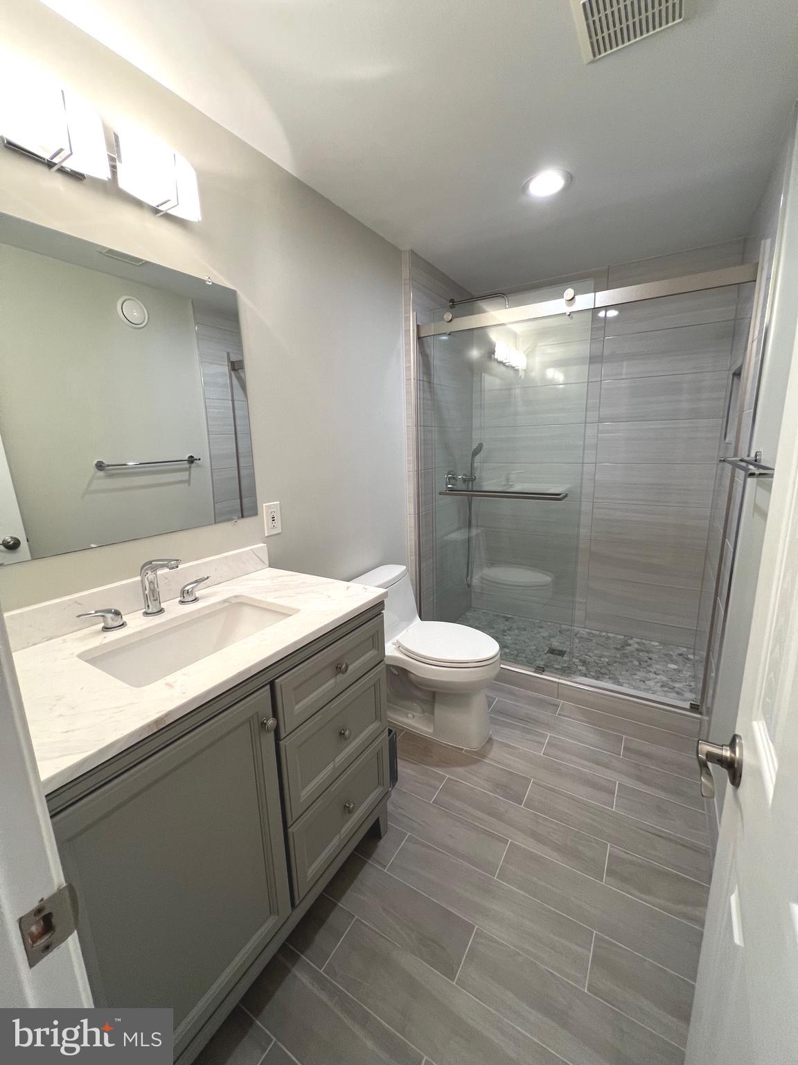 BLUNT COMMONS - Residential