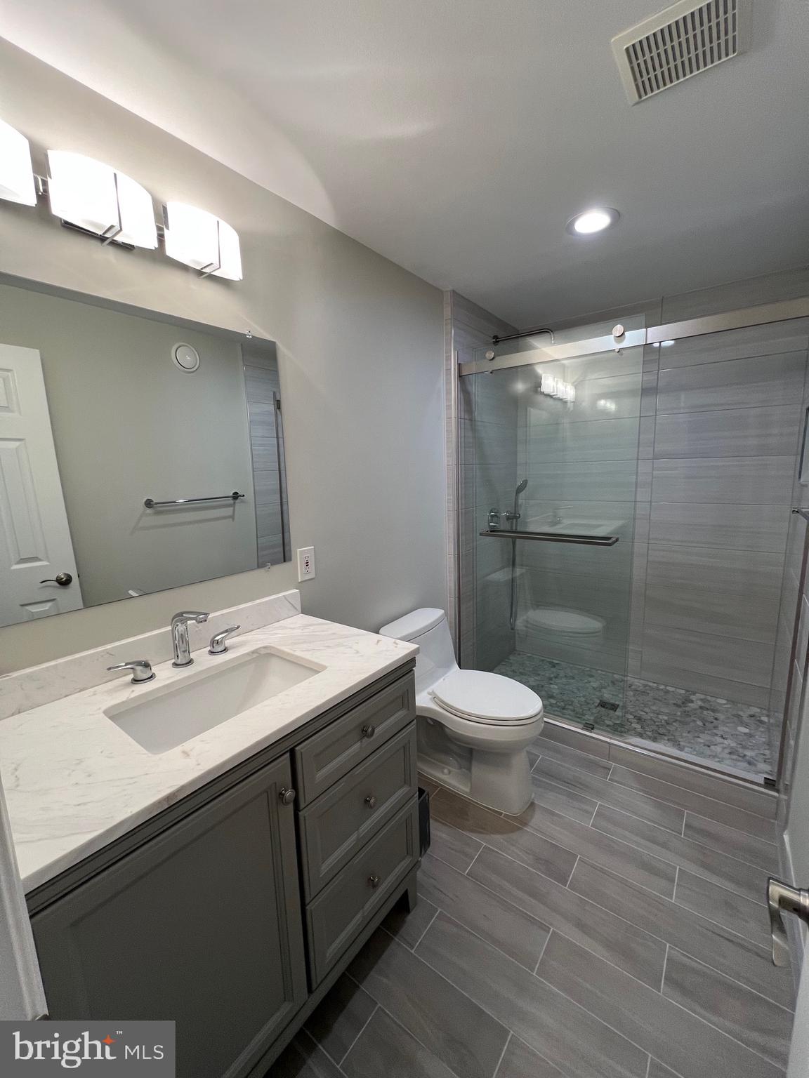 BLUNT COMMONS - Residential