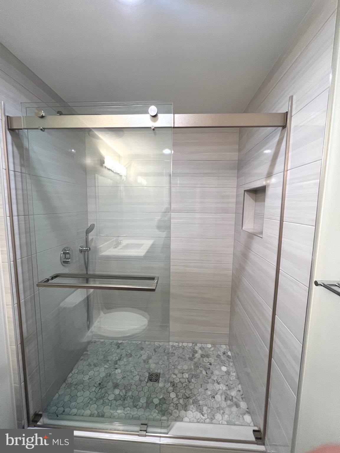 BLUNT COMMONS - Residential