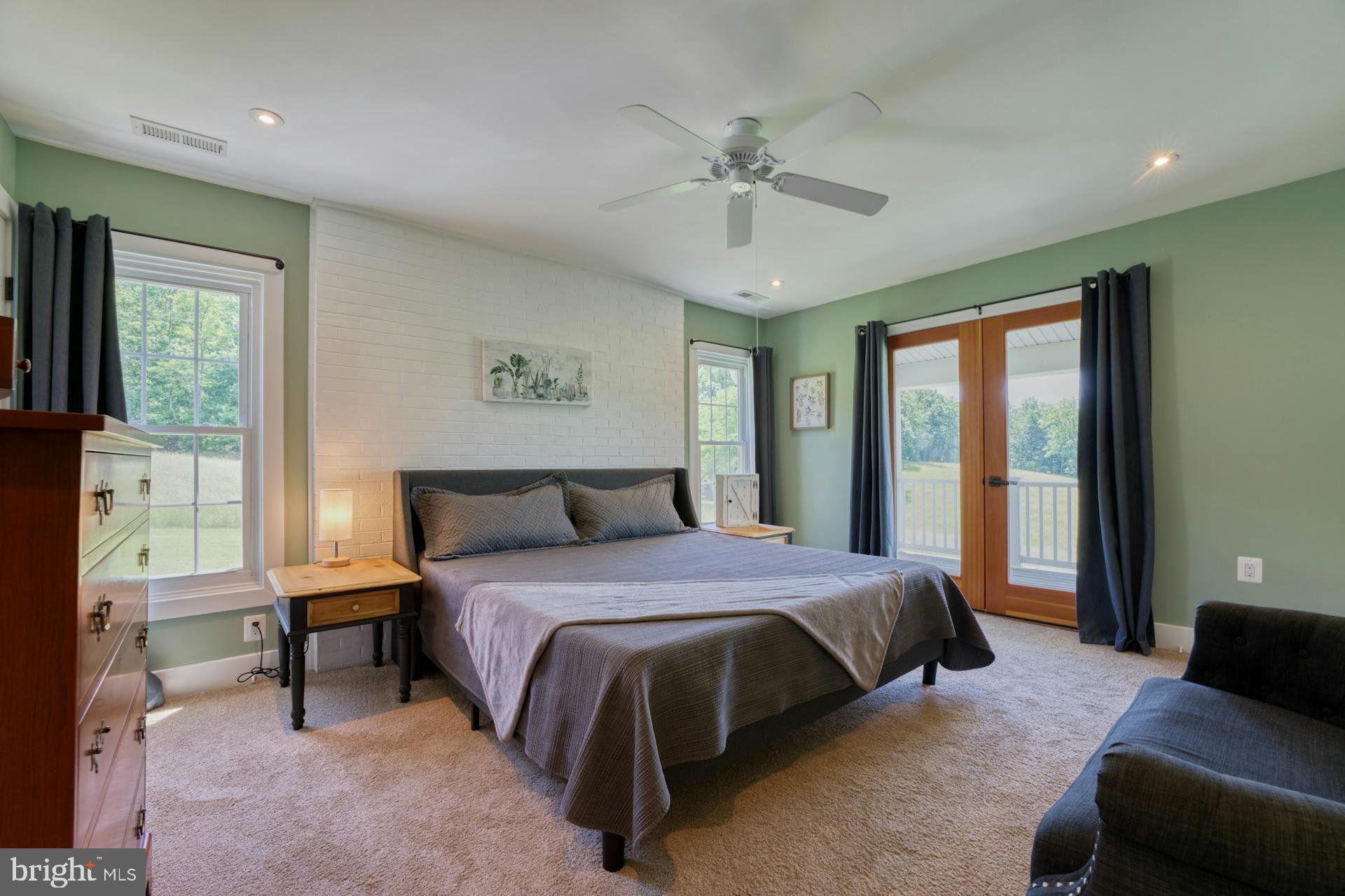 BEACON HILL - Residential