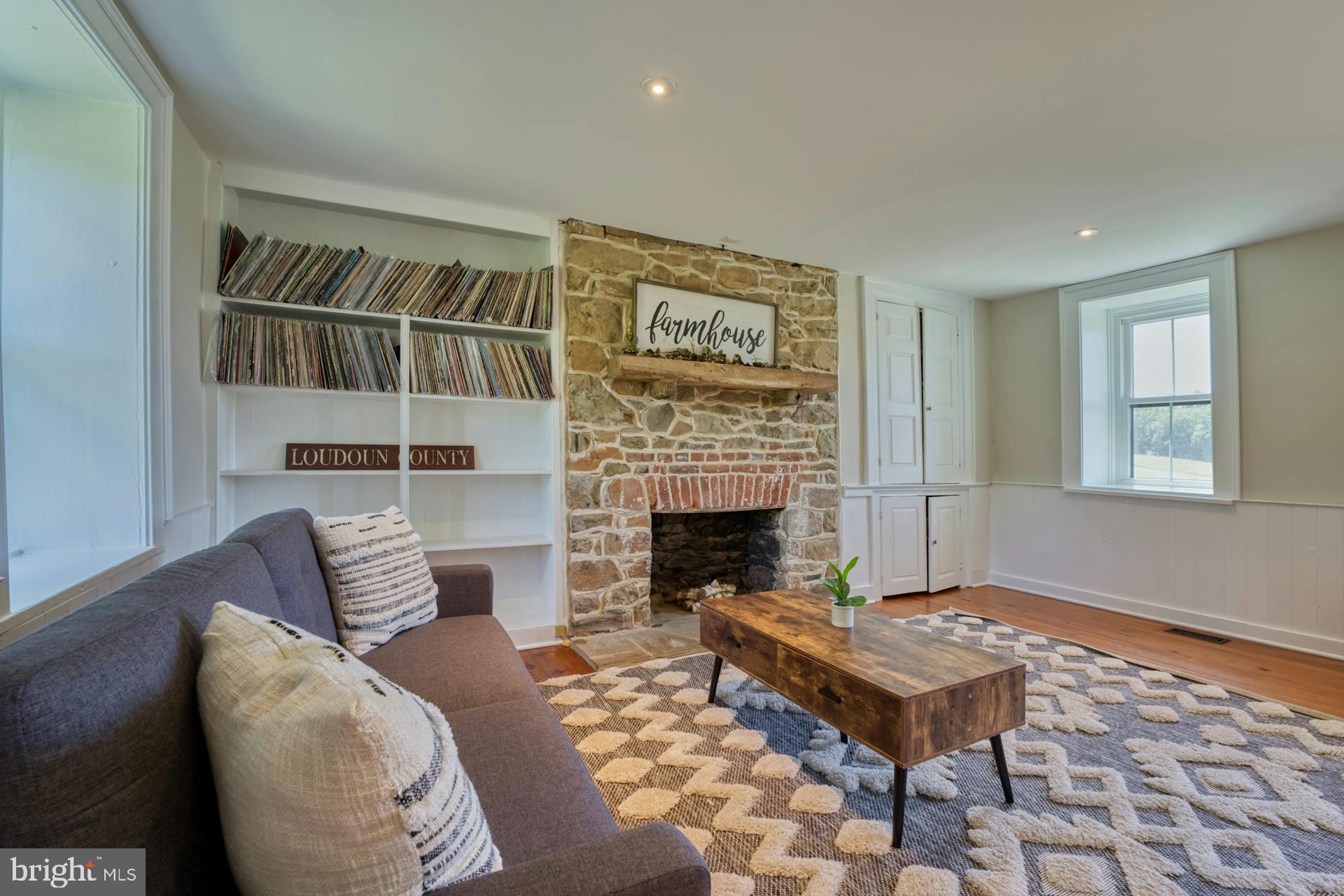 BEACON HILL - Residential