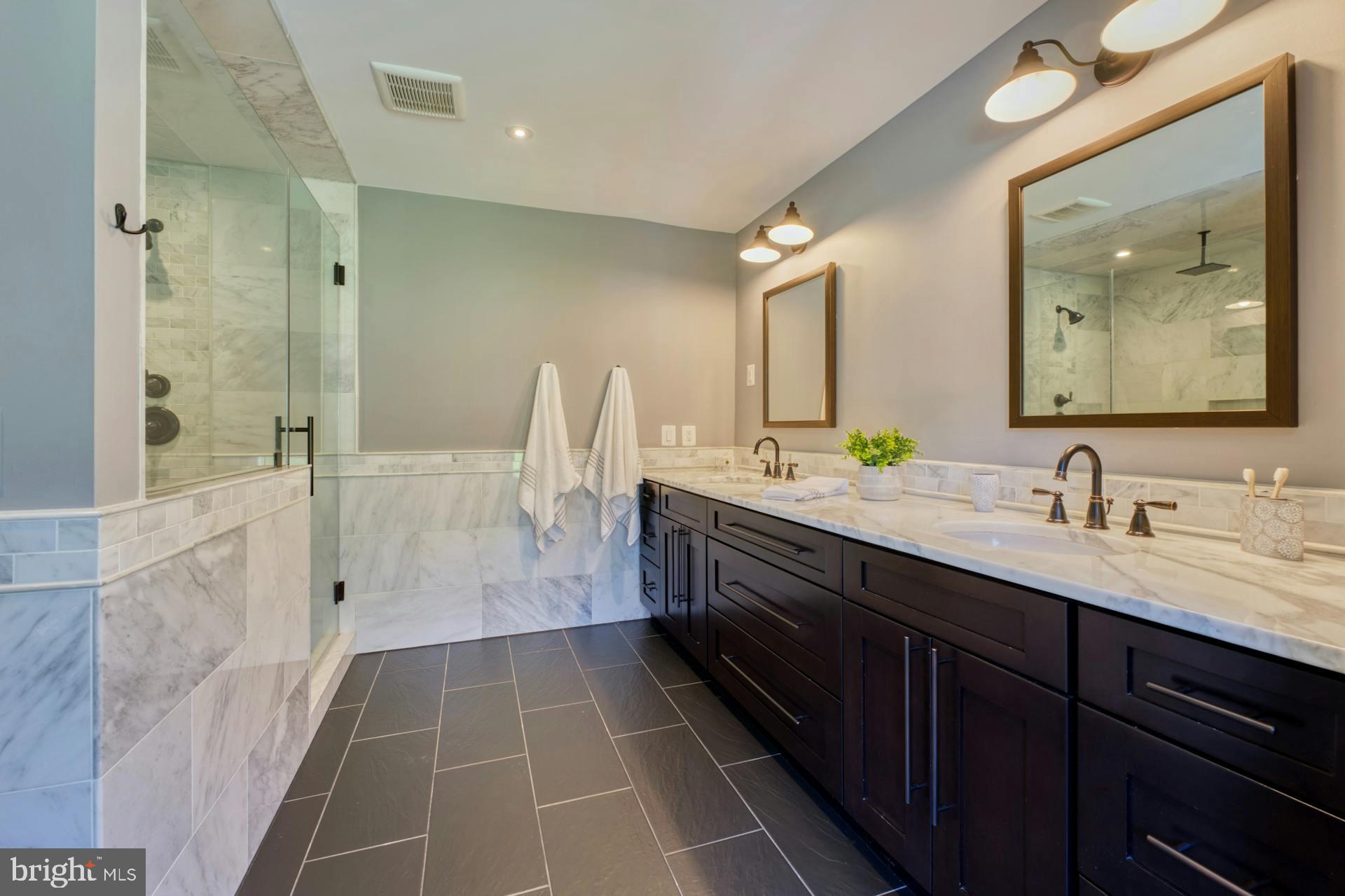 BEACON HILL - Residential