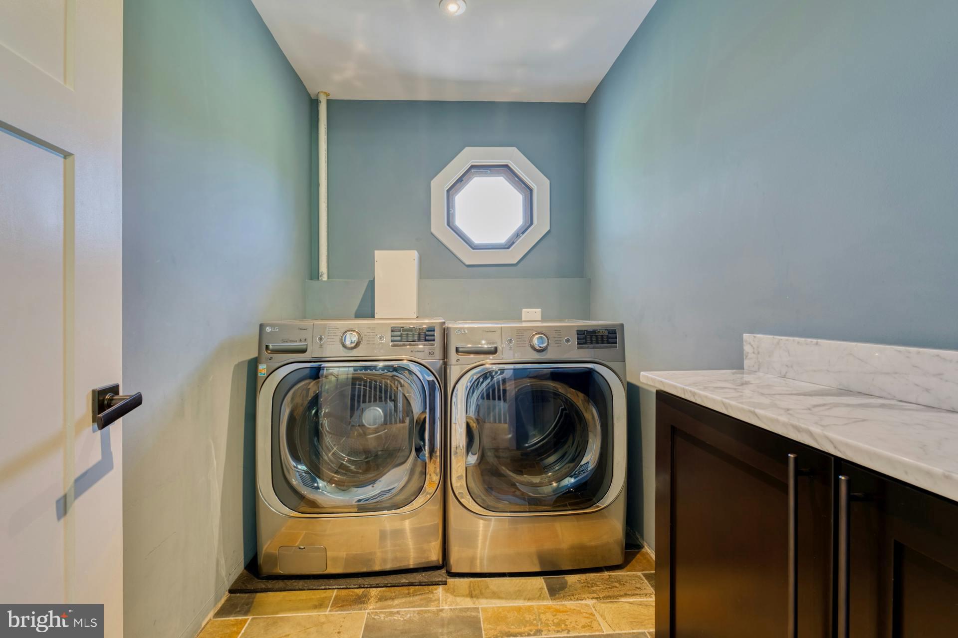 BEACON HILL - Residential