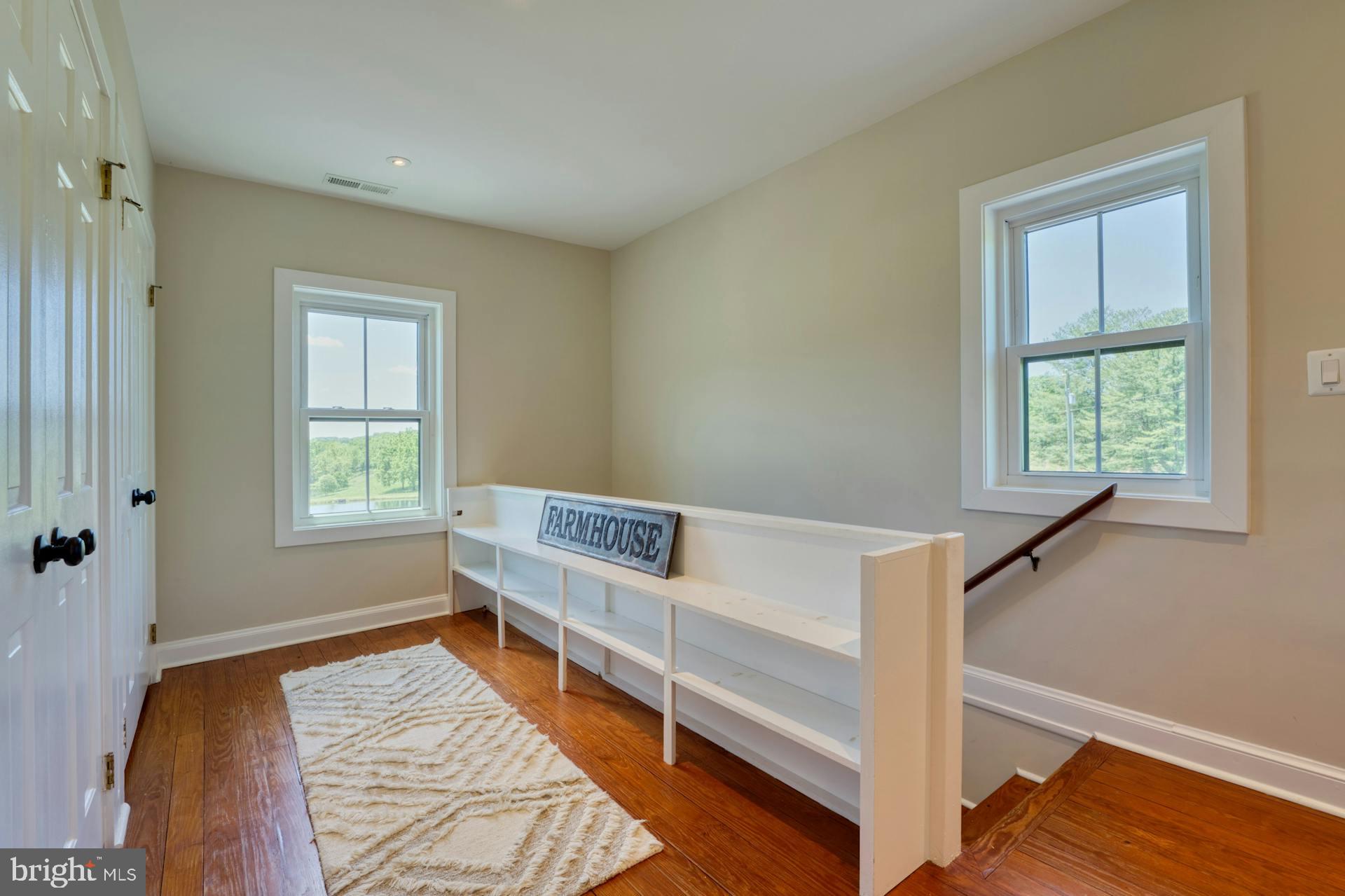 BEACON HILL - Residential