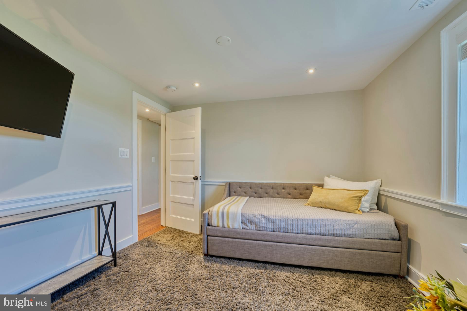 BEACON HILL - Residential