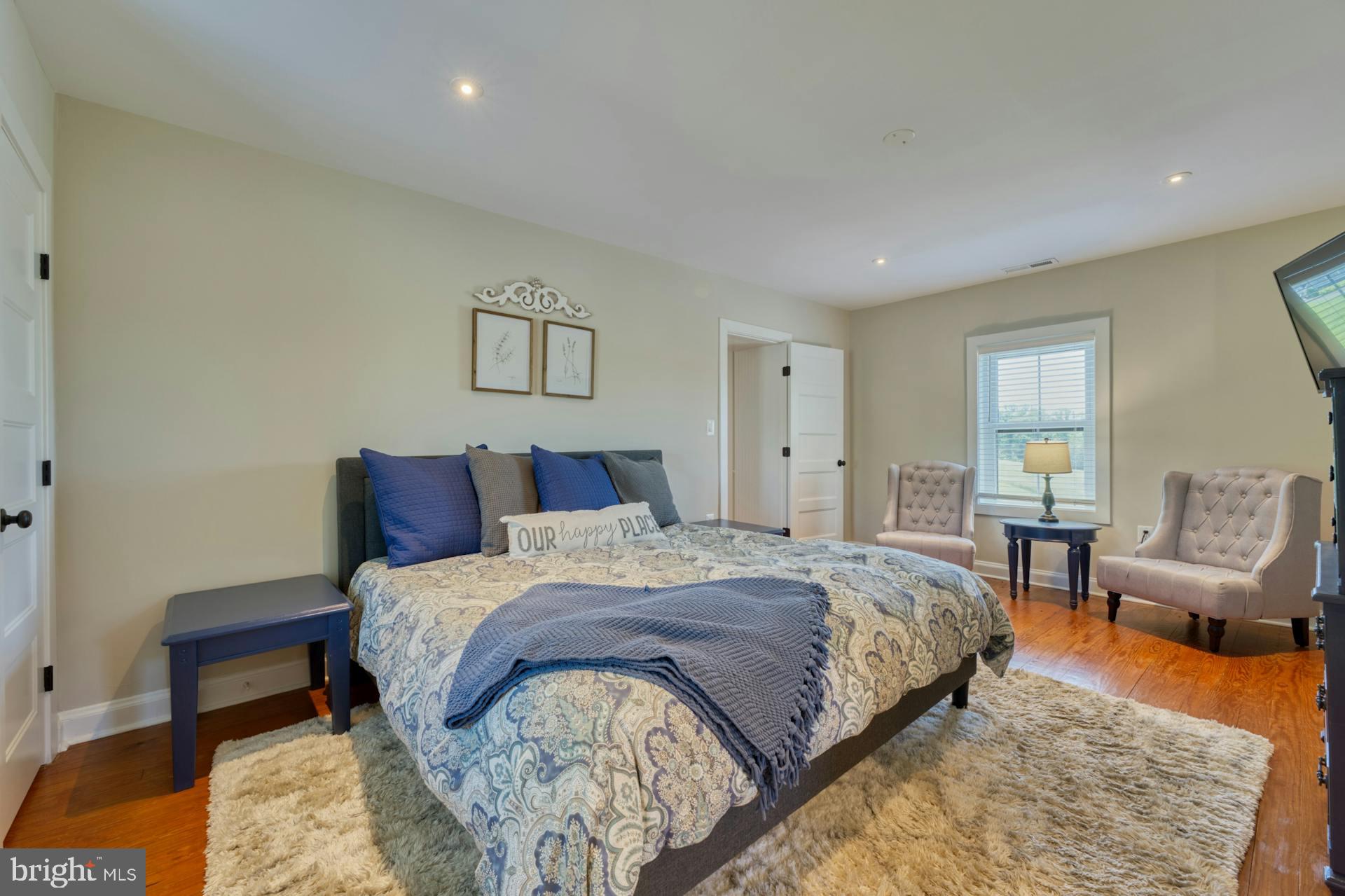 BEACON HILL - Residential