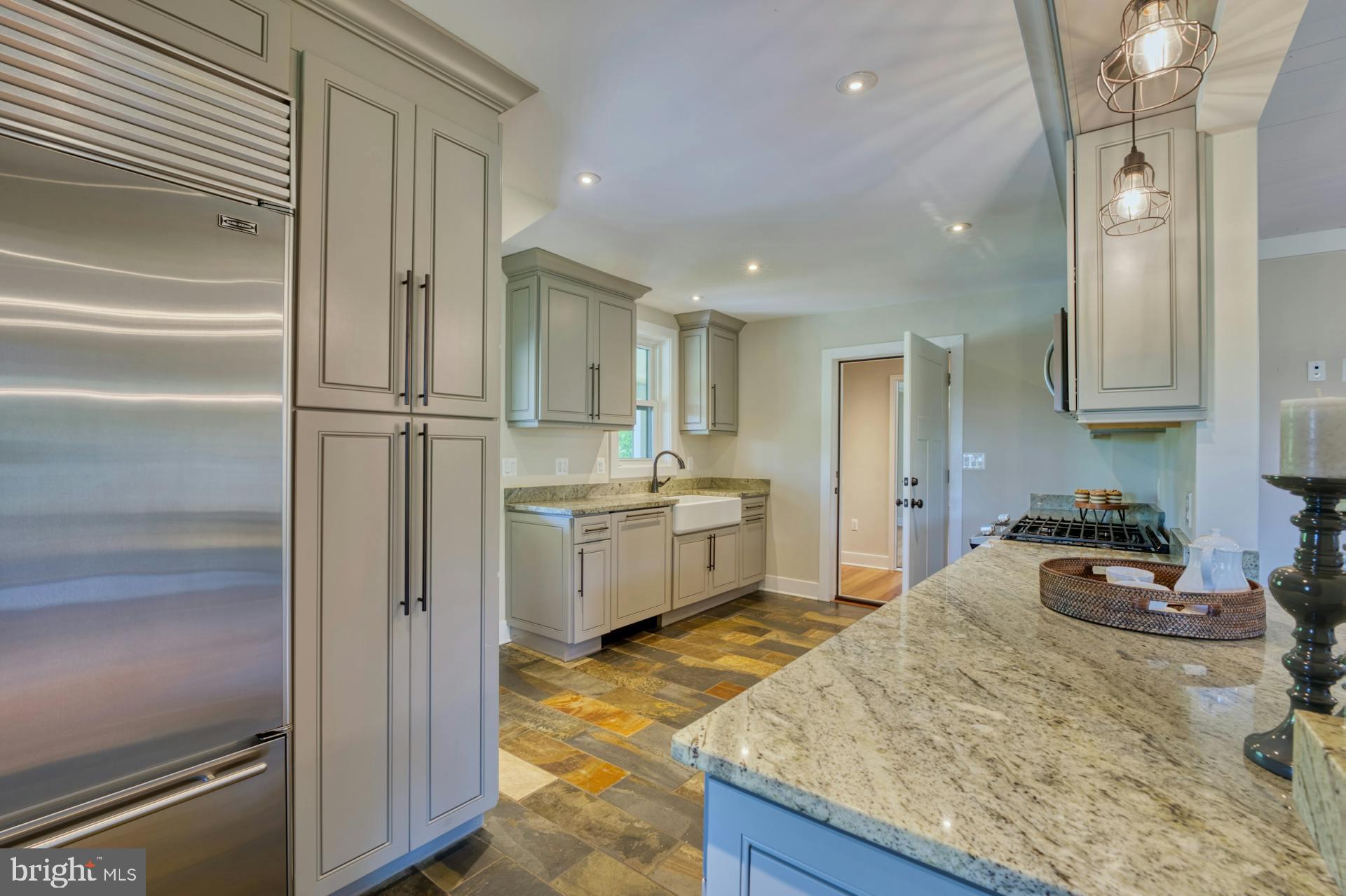 BEACON HILL - Residential