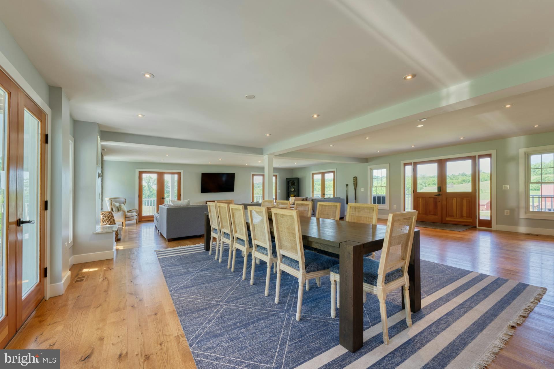 BEACON HILL - Residential