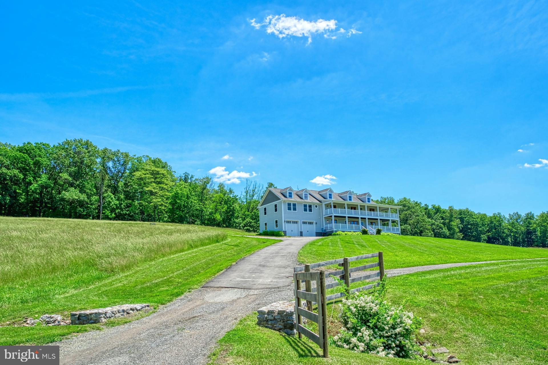 BEACON HILL - Residential
