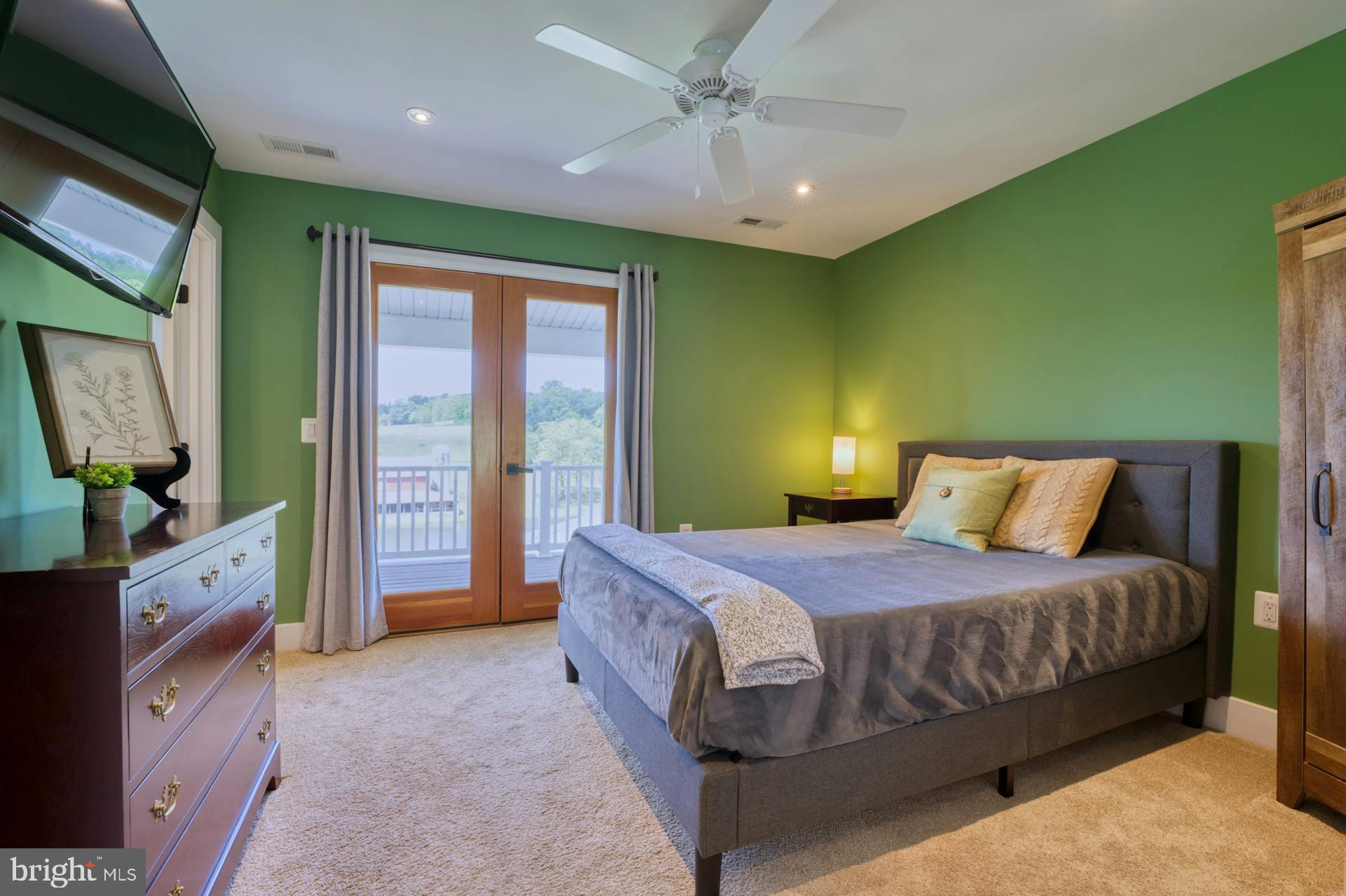 BEACON HILL - Residential