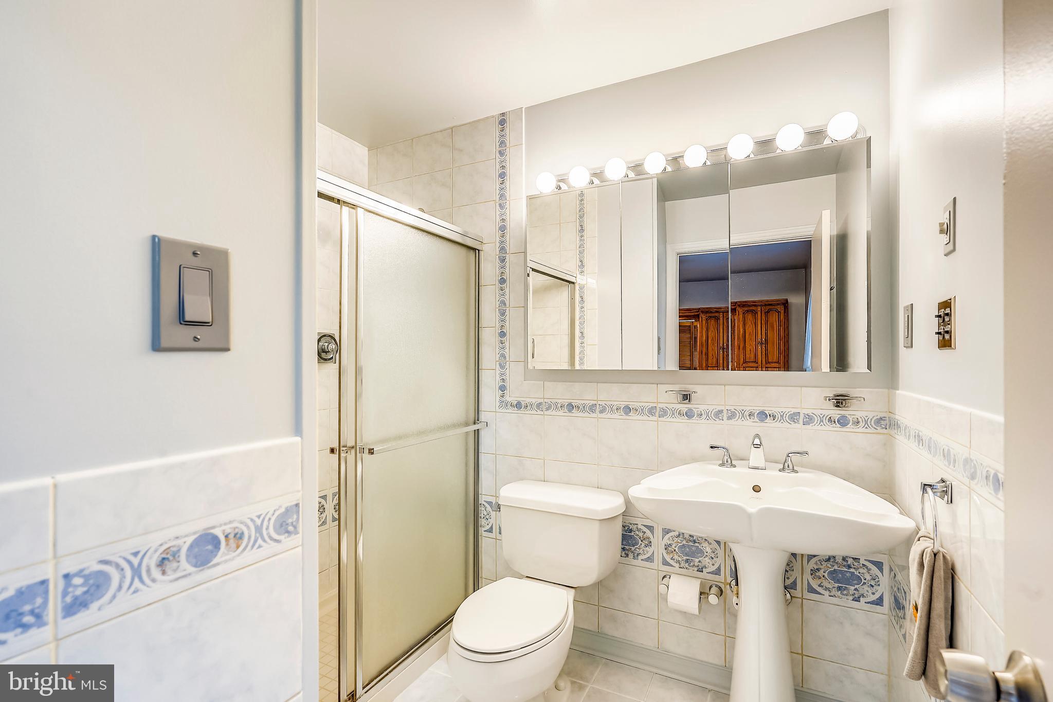 CARRIAGE HILLS - Residential