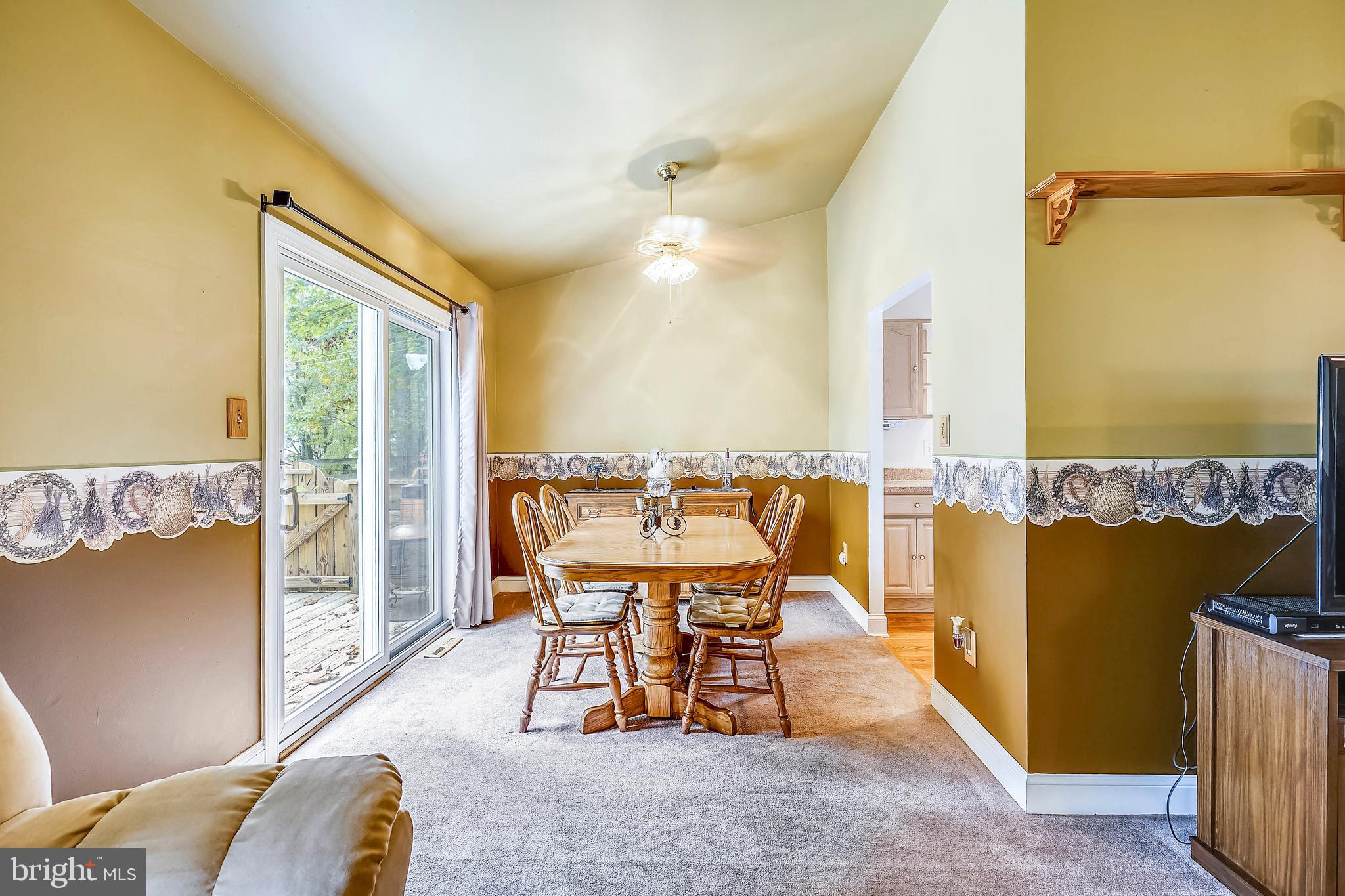 CARRIAGE HILLS - Residential