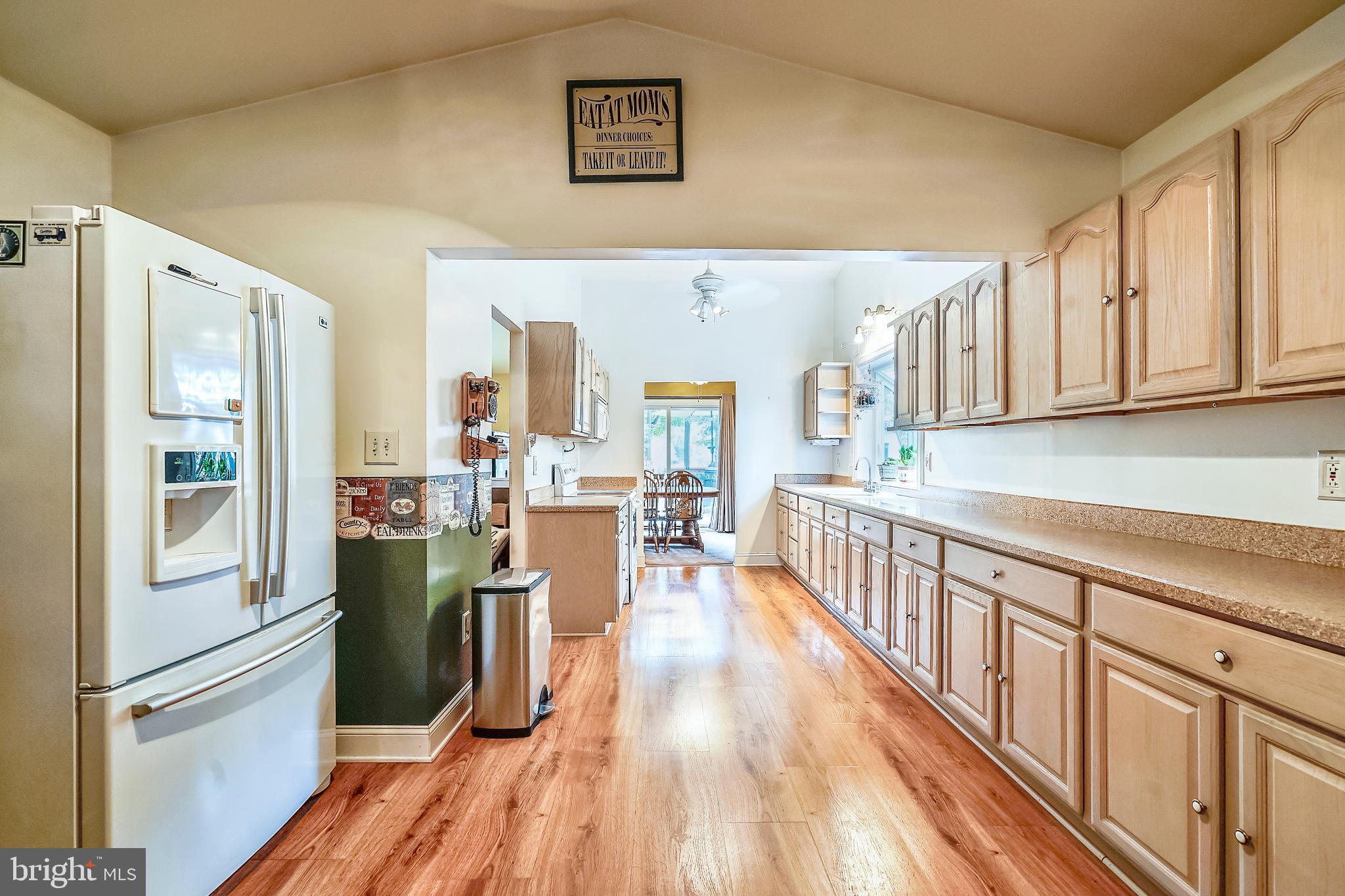 CARRIAGE HILLS - Residential