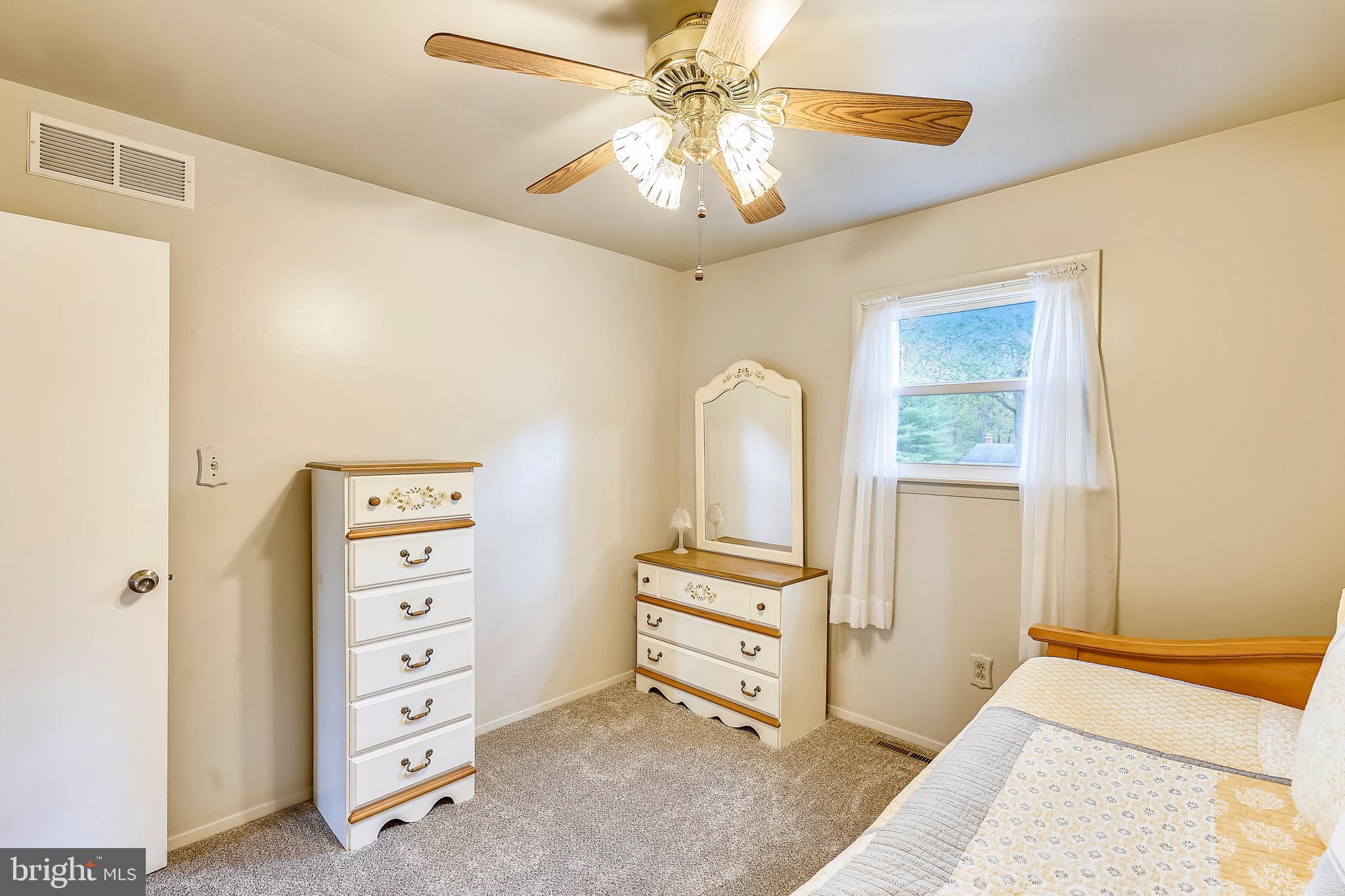 CARRIAGE HILLS - Residential