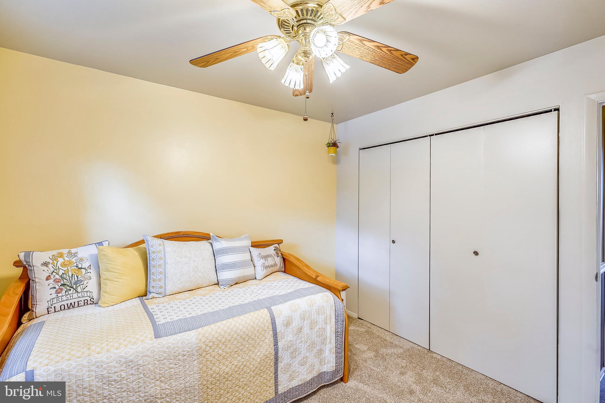 CARRIAGE HILLS - Residential