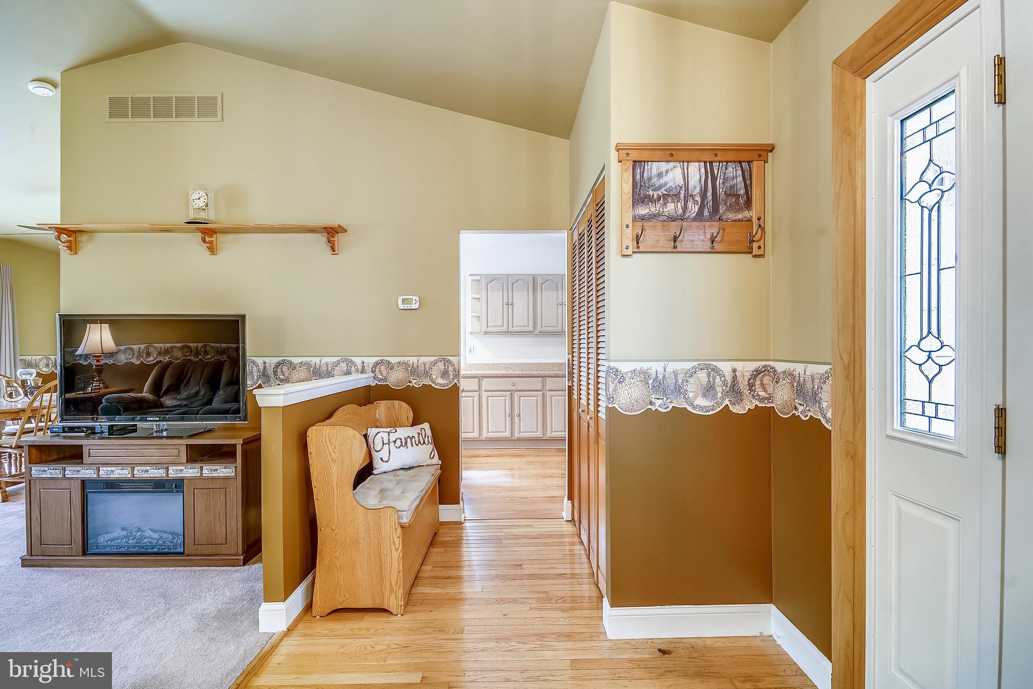 CARRIAGE HILLS - Residential