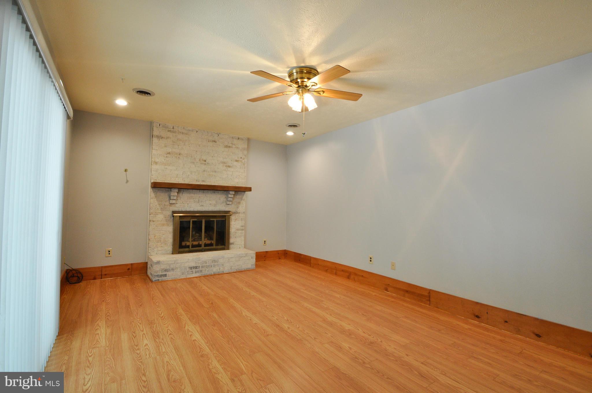 MOCKINGBIRD RIDGE - Residential