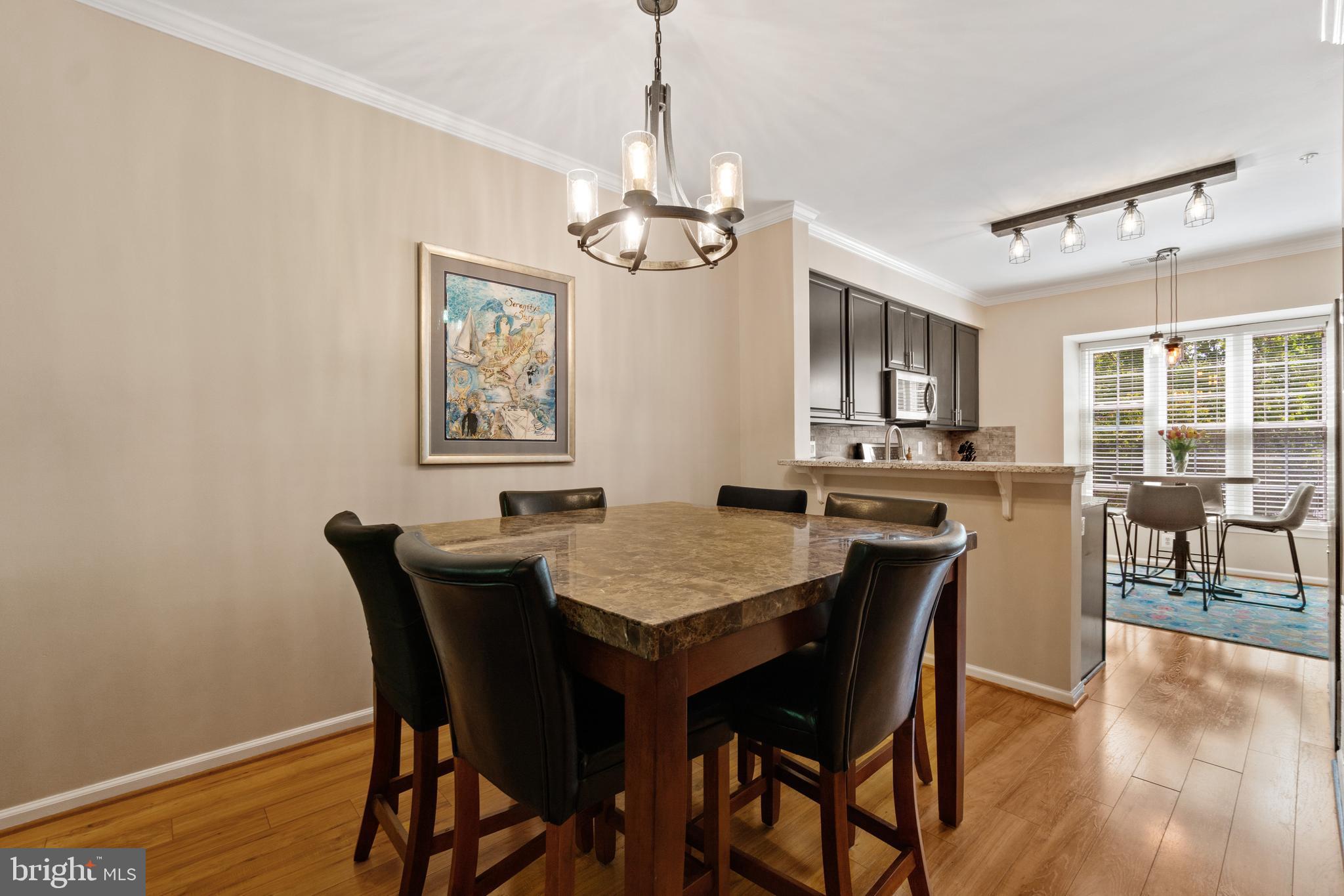 NANTUCKET MEWS @ CROFTON - Residential