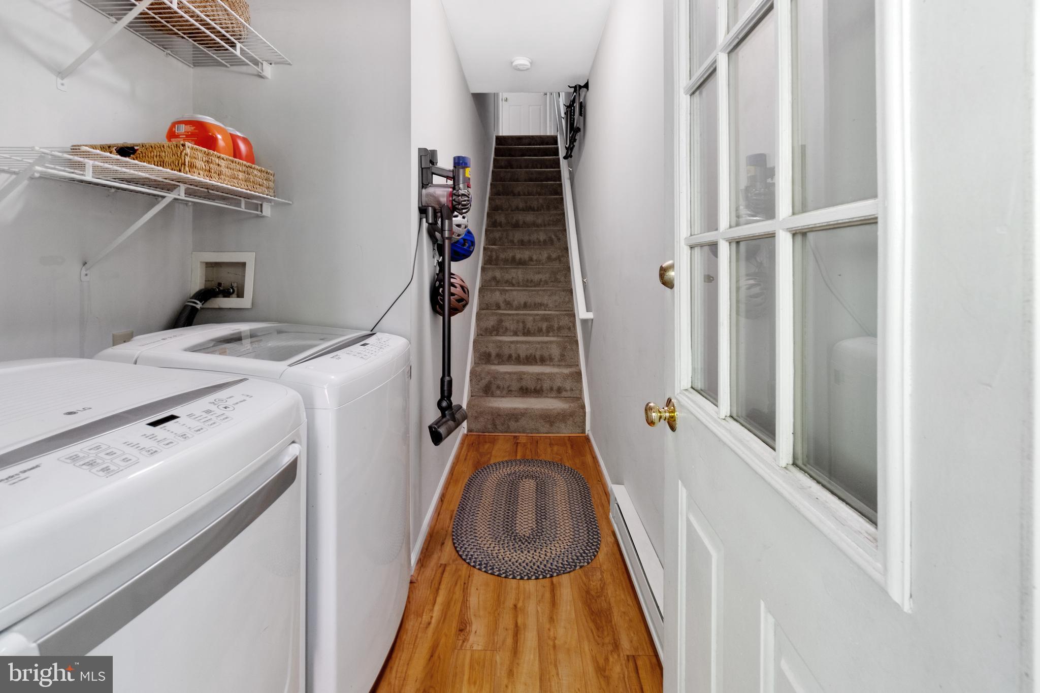 NANTUCKET MEWS @ CROFTON - Residential