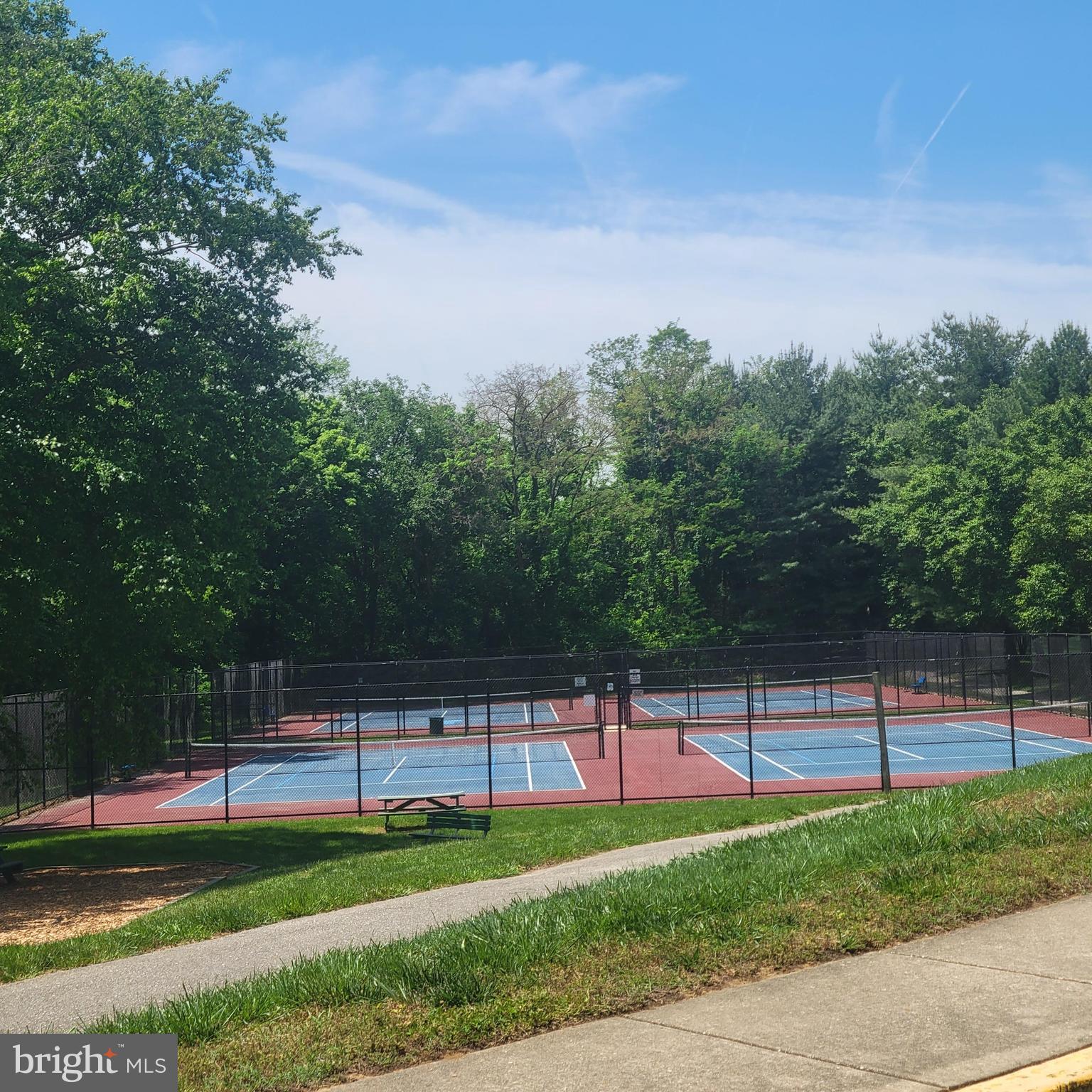 NANTUCKET MEWS @ CROFTON - Residential