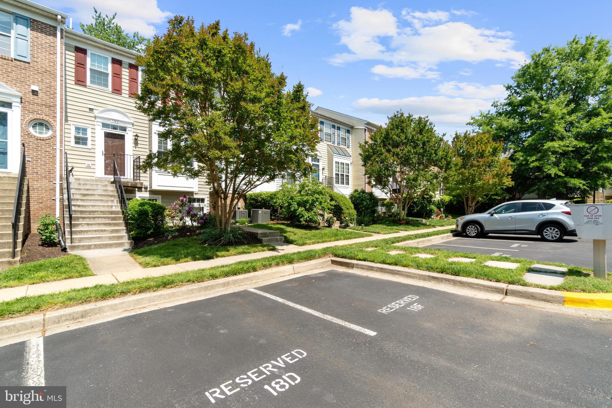 NANTUCKET MEWS @ CROFTON - Residential