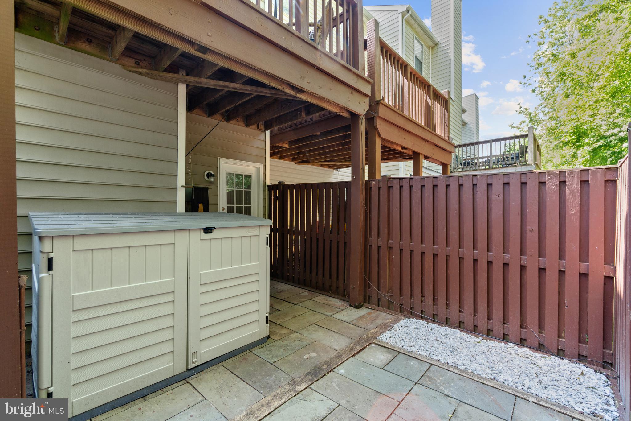 NANTUCKET MEWS @ CROFTON - Residential