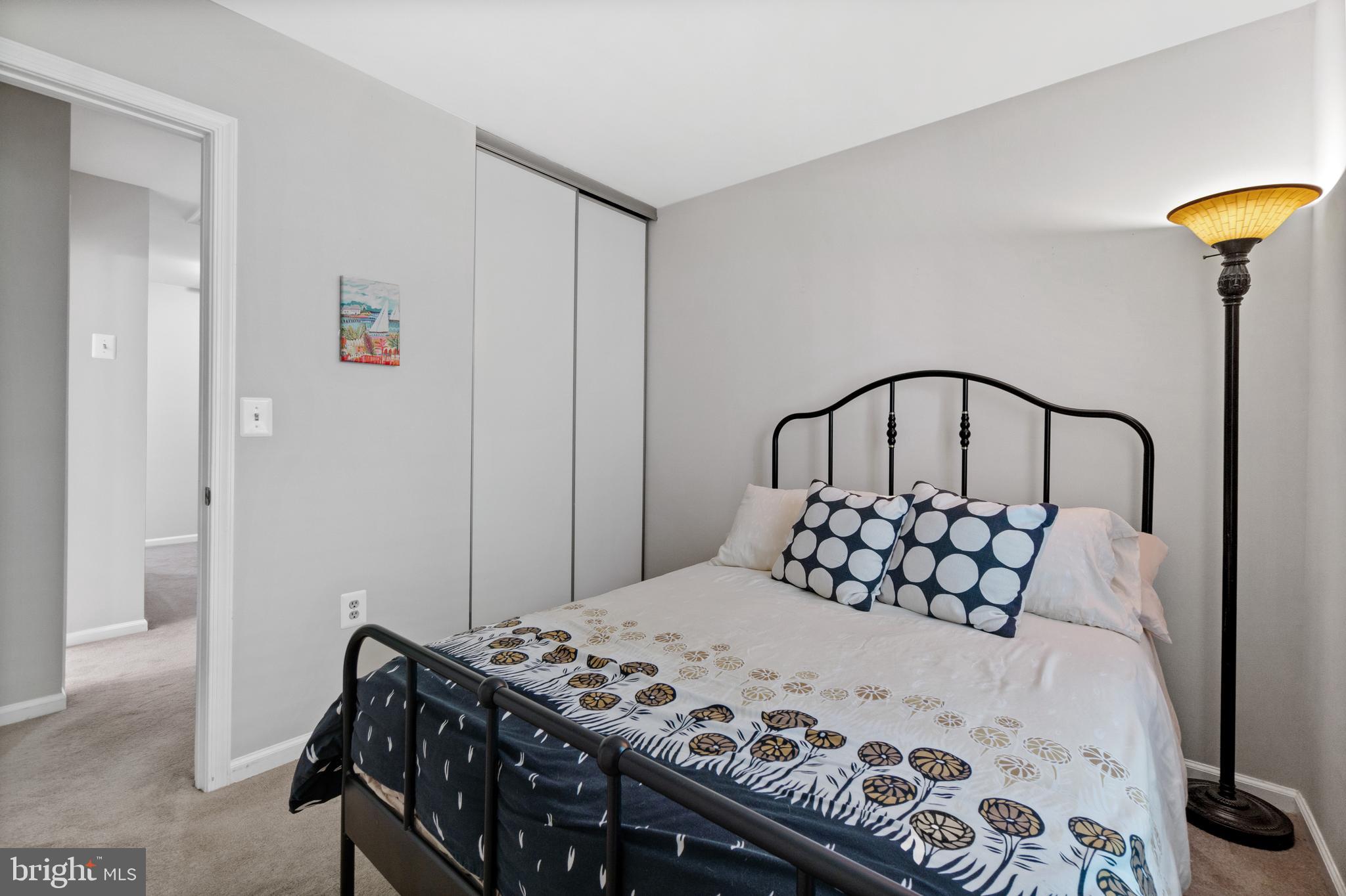 NANTUCKET MEWS @ CROFTON - Residential