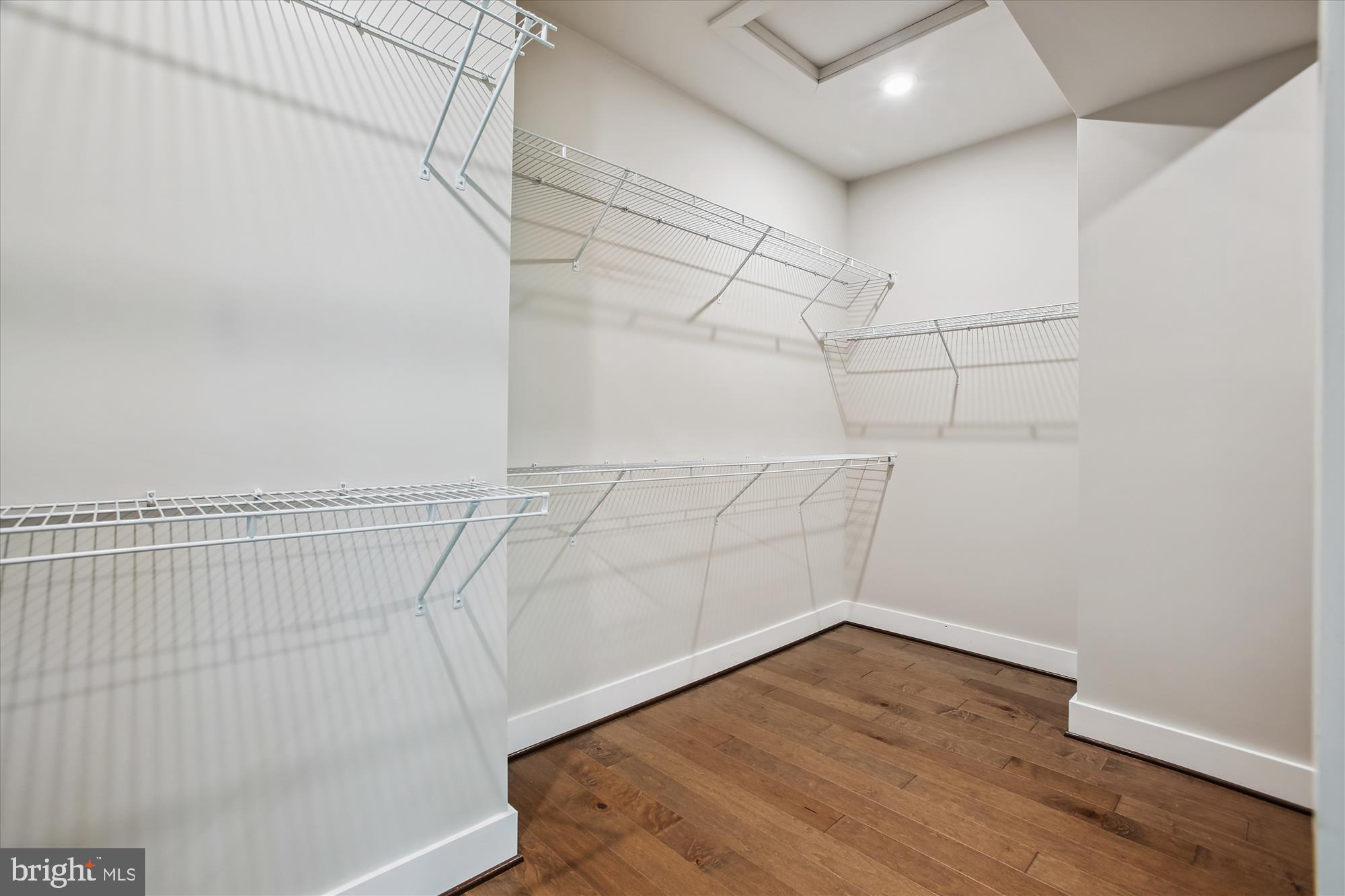 CREST OF ALEXANDRIA - Residential