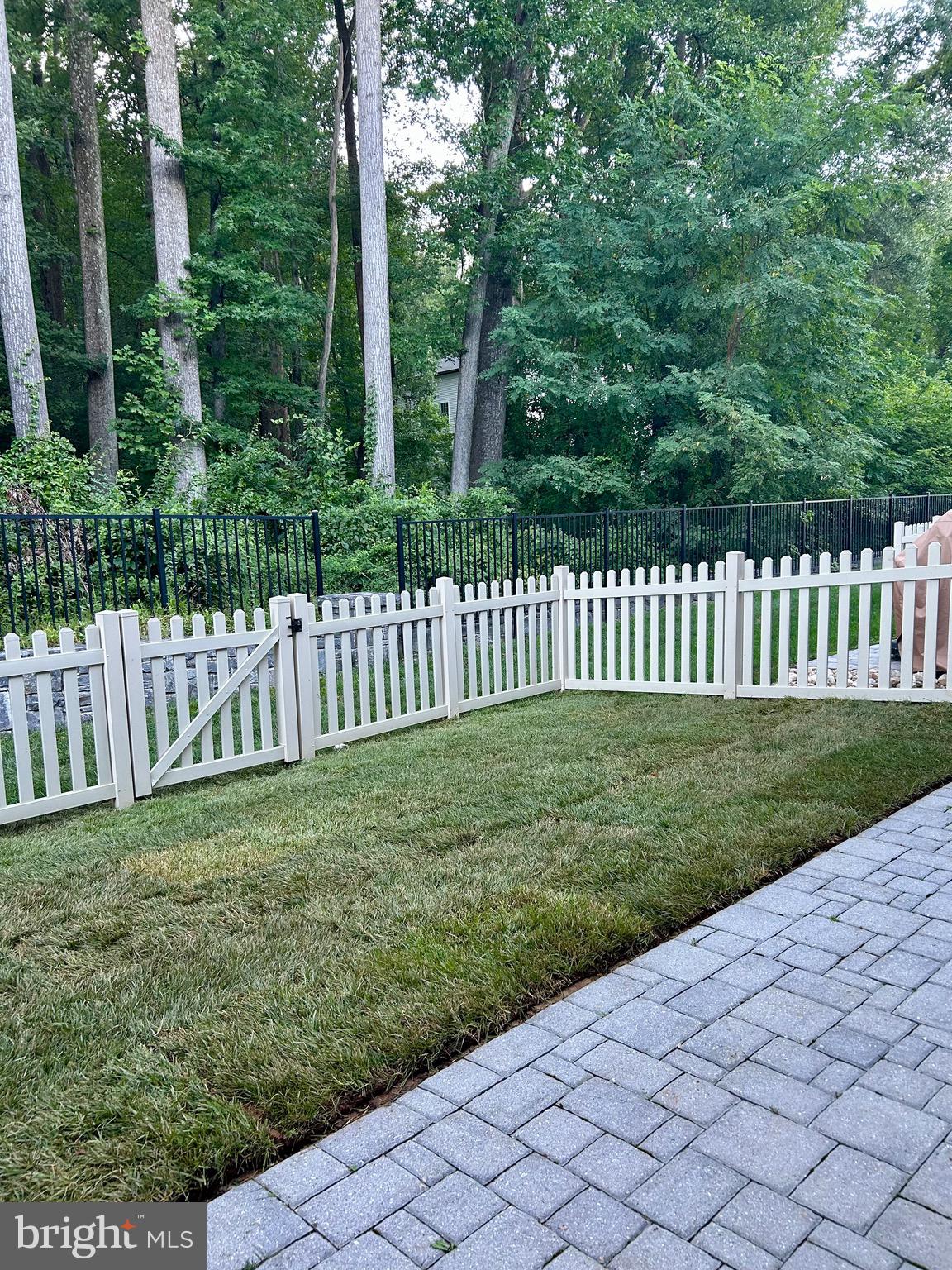 CREST OF ALEXANDRIA - Residential