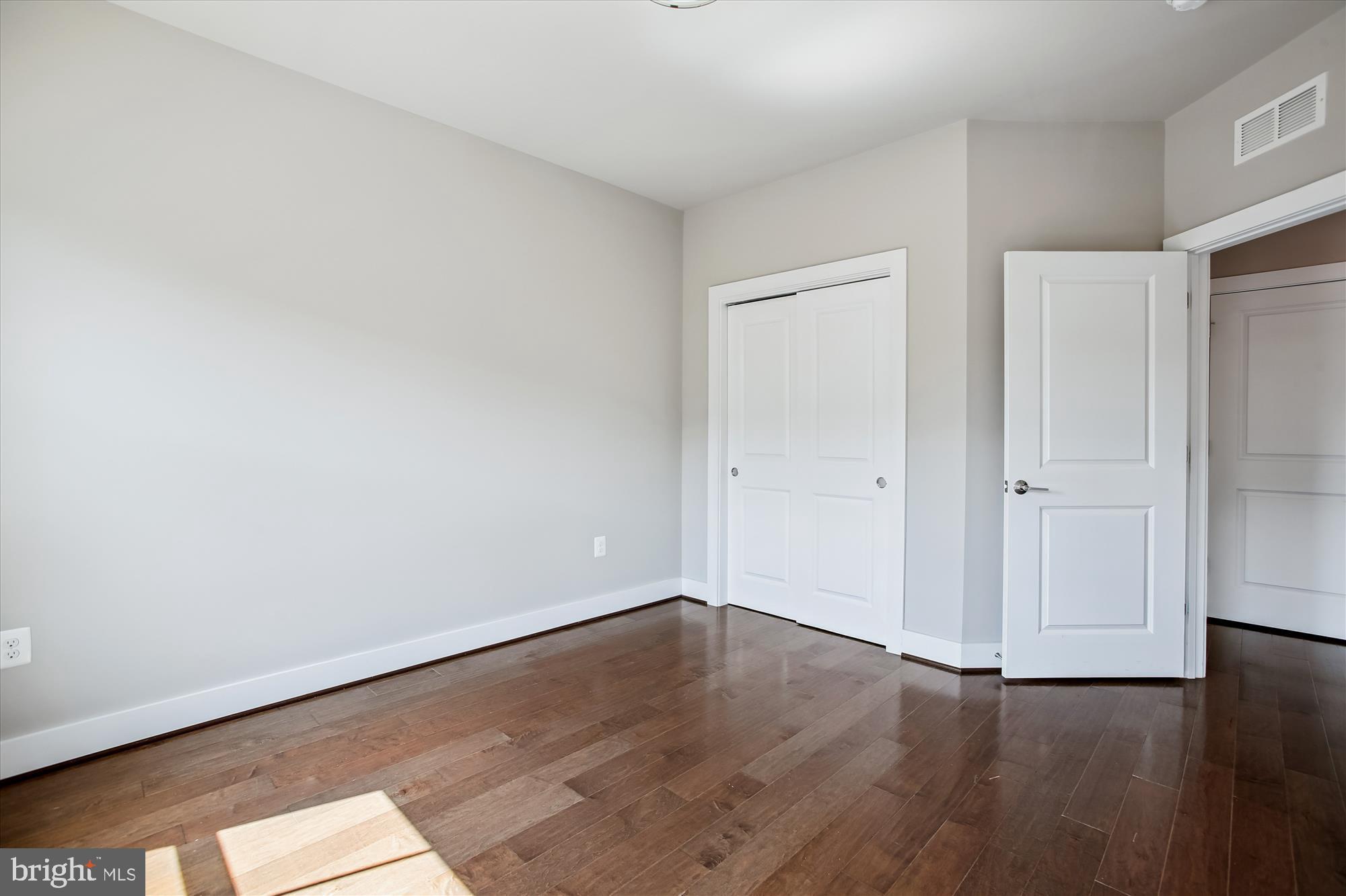 CREST OF ALEXANDRIA - Residential