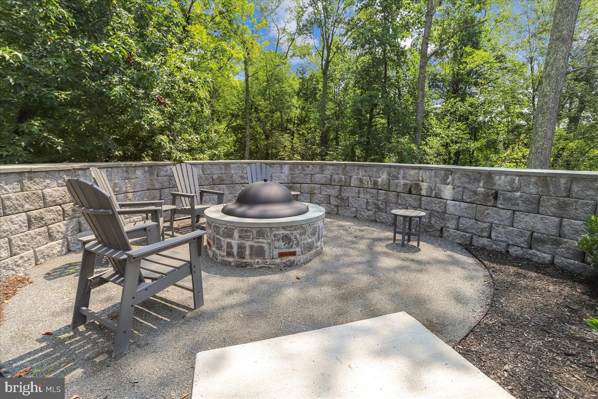 CREST OF ALEXANDRIA - Residential