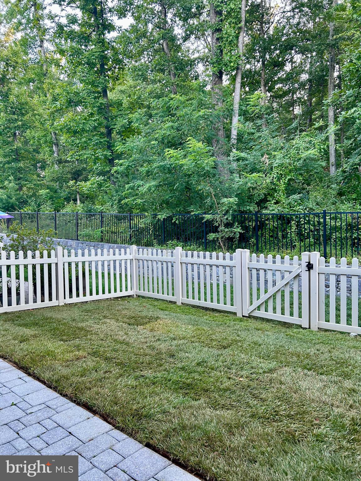 CREST OF ALEXANDRIA - Residential