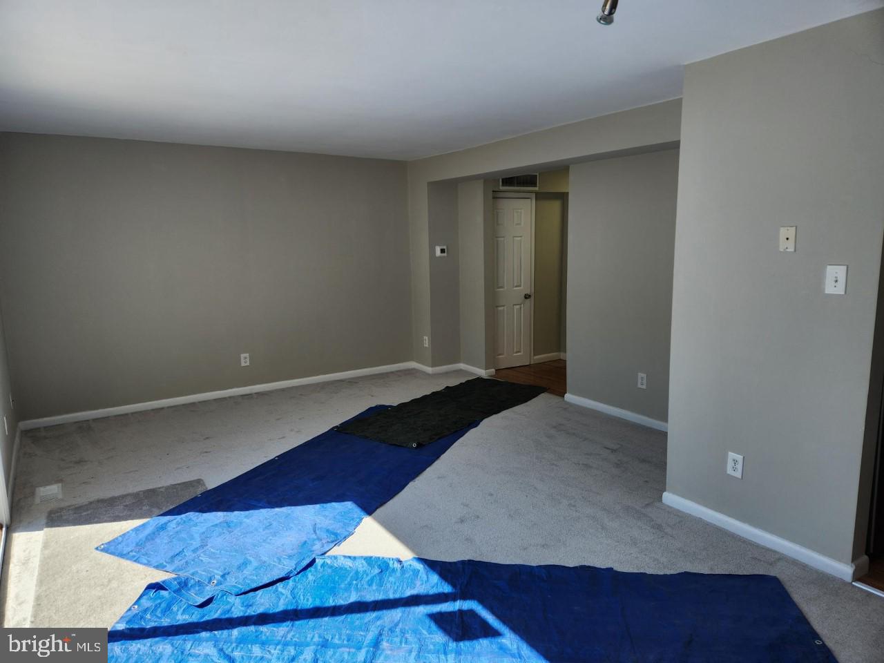 PRINCE PL AT NORTHAMPTOM - Residential