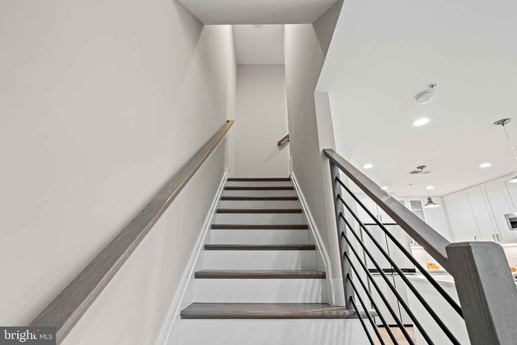 OLD TOWN - Commercial Sale