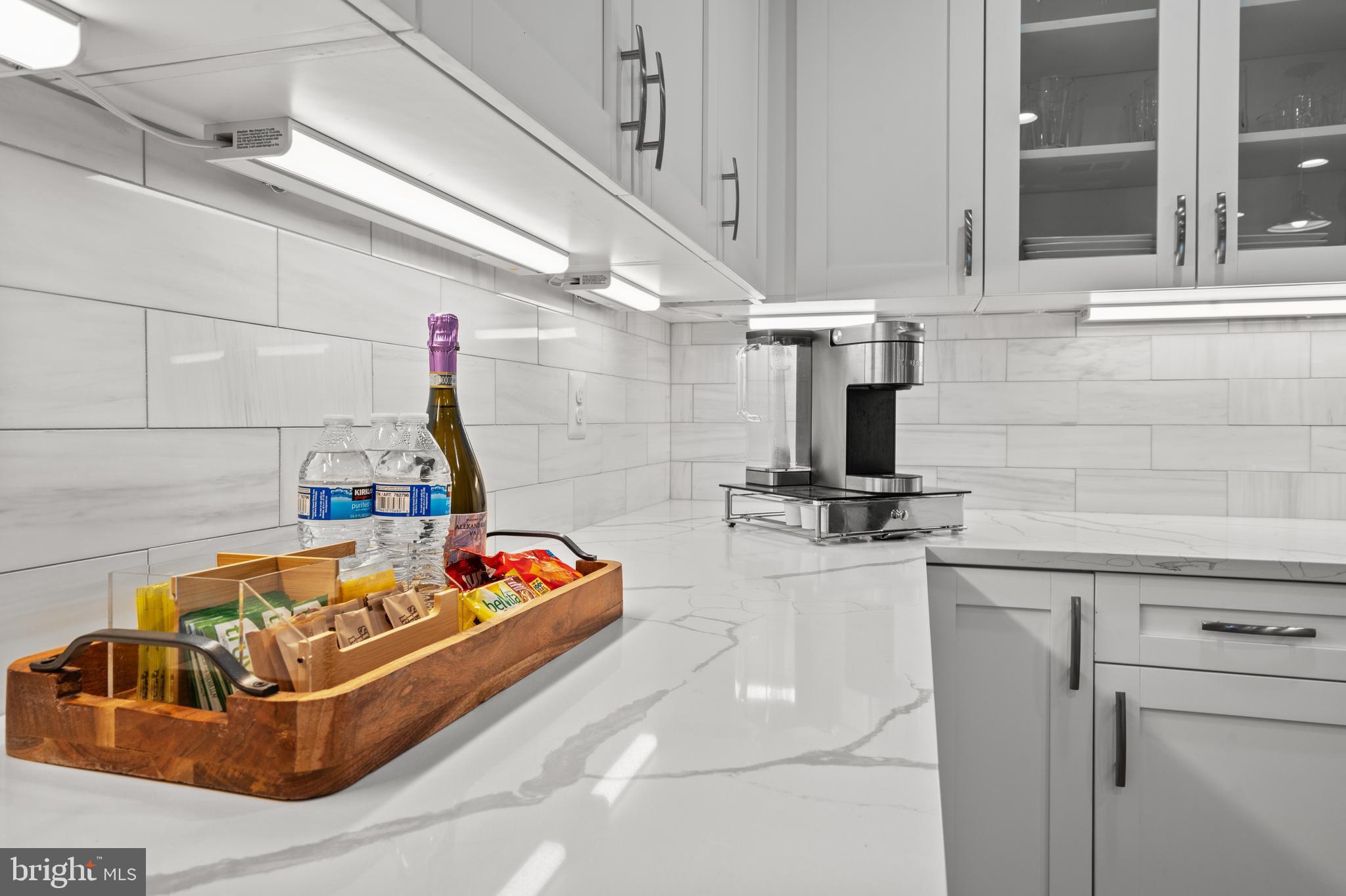 OLD TOWN - Commercial Sale